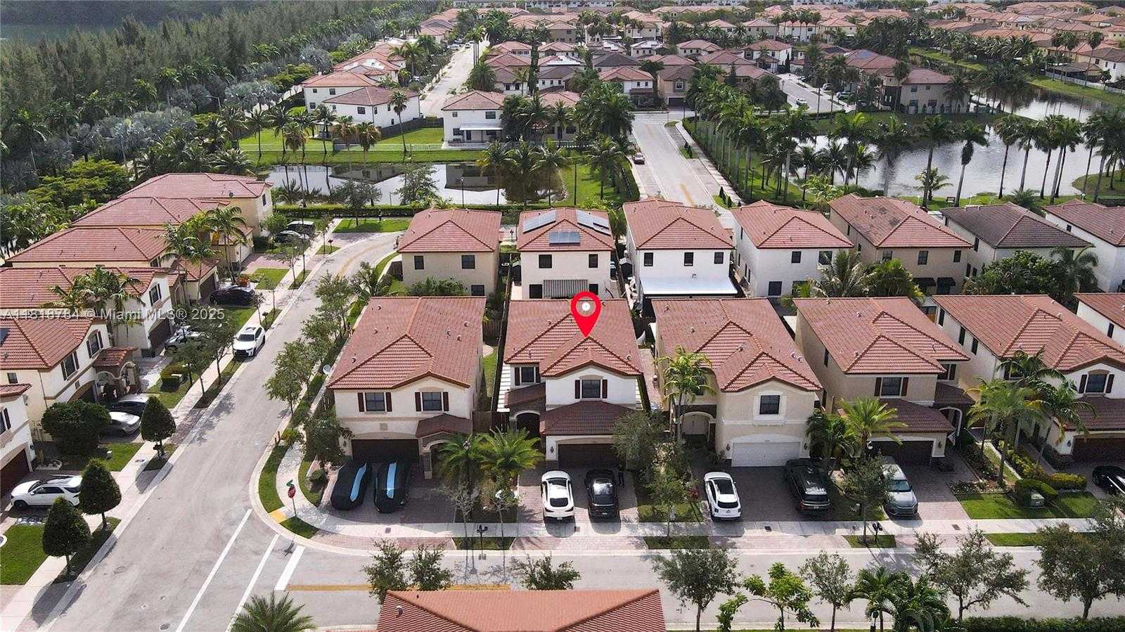 Small Image of 8885 NORTH WEST 100TH PL, Doral Number 4