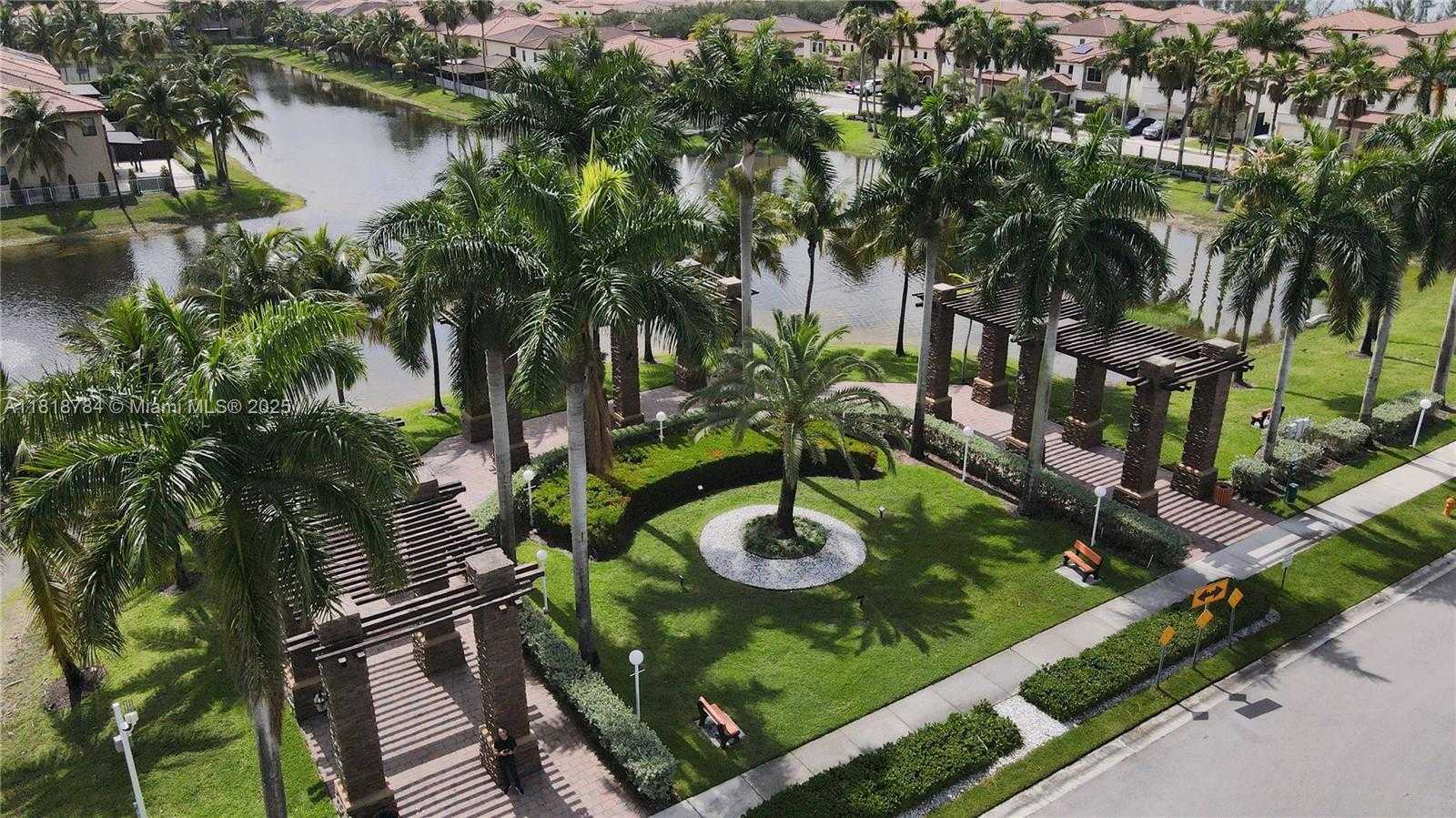 Small Image of 8885 NORTH WEST 100TH PL, Doral Number 40