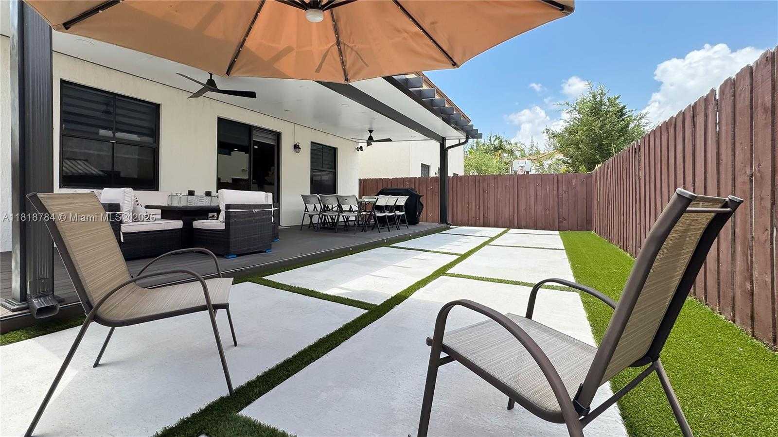 Small Image of 8885 NORTH WEST 100TH PL, Doral Number 42