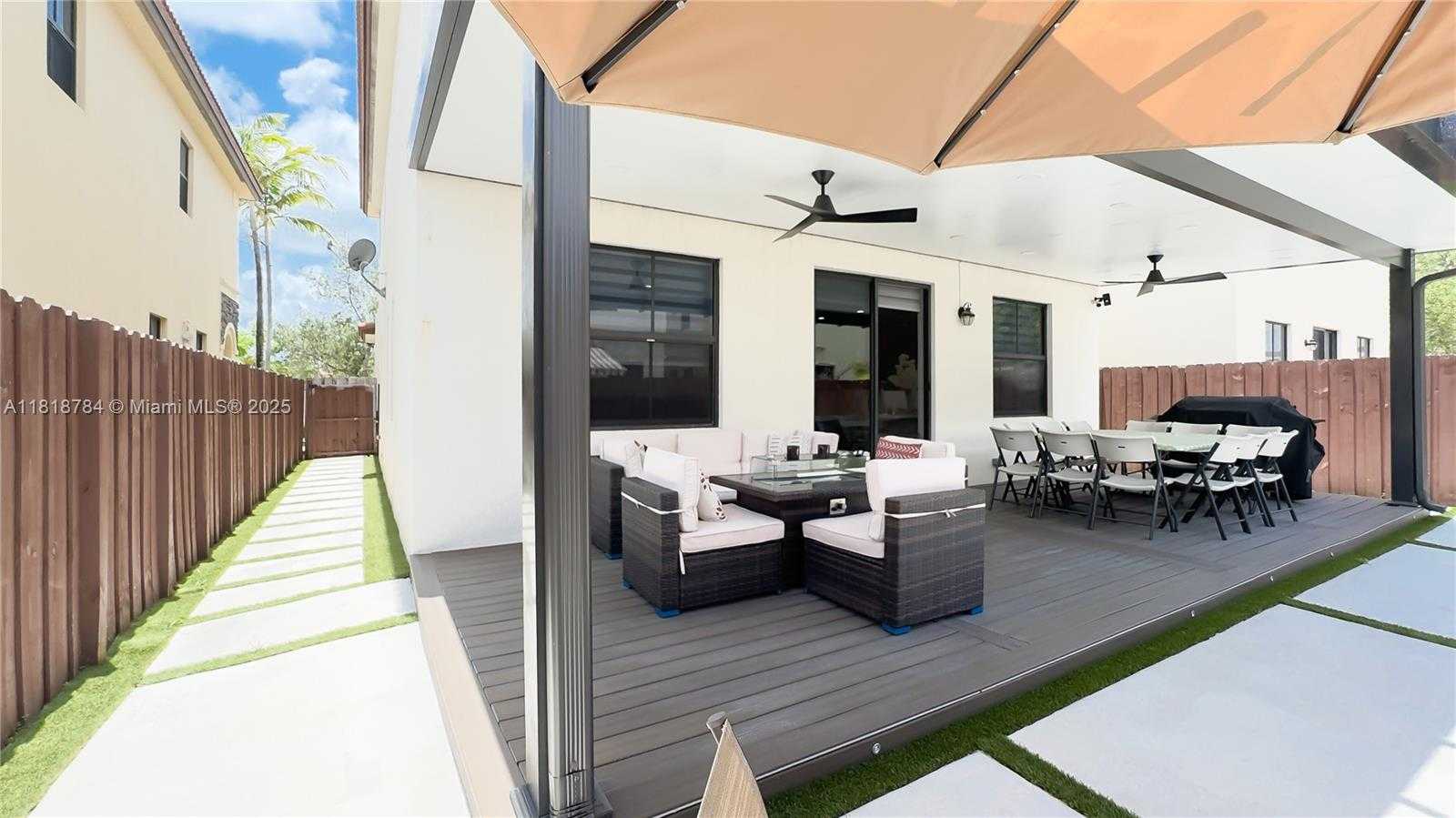 Small Image of 8885 NORTH WEST 100TH PL, Doral Number 44