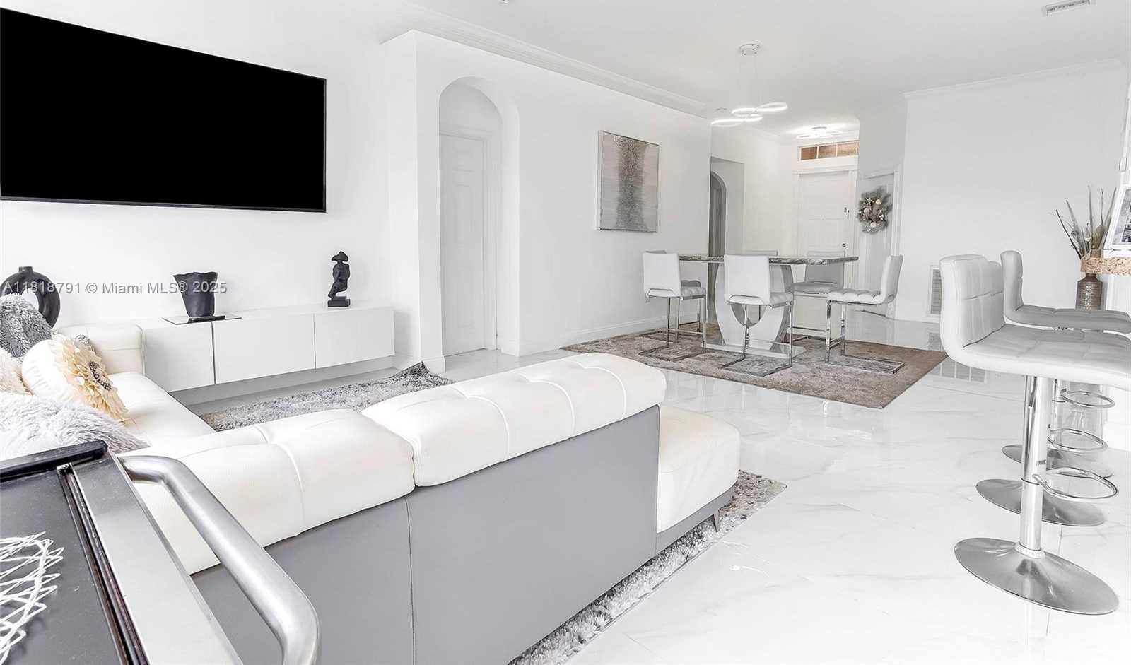 Small Image of 17018 SOUTH WEST 52ND CT, Miramar Number 14