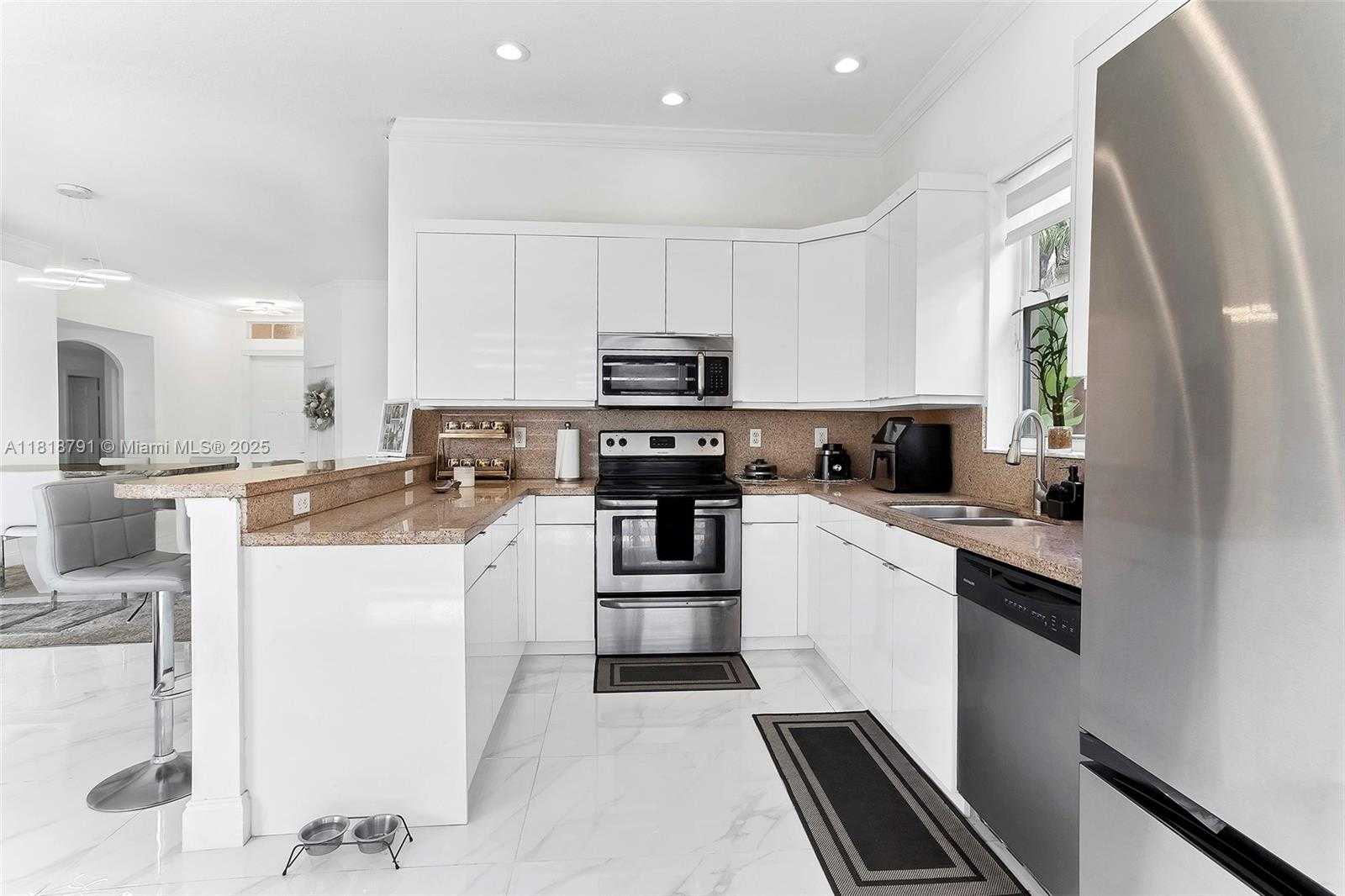 Small Image of 17018 SOUTH WEST 52ND CT, Miramar Number 17