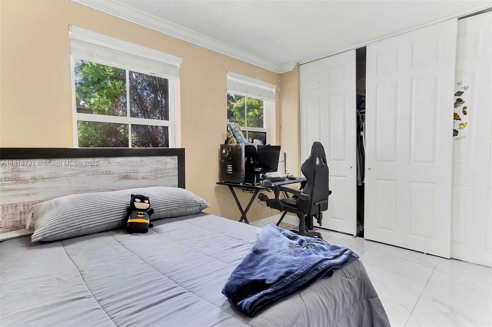 Small Image of 17018 SOUTH WEST 52ND CT, Miramar Number 25
