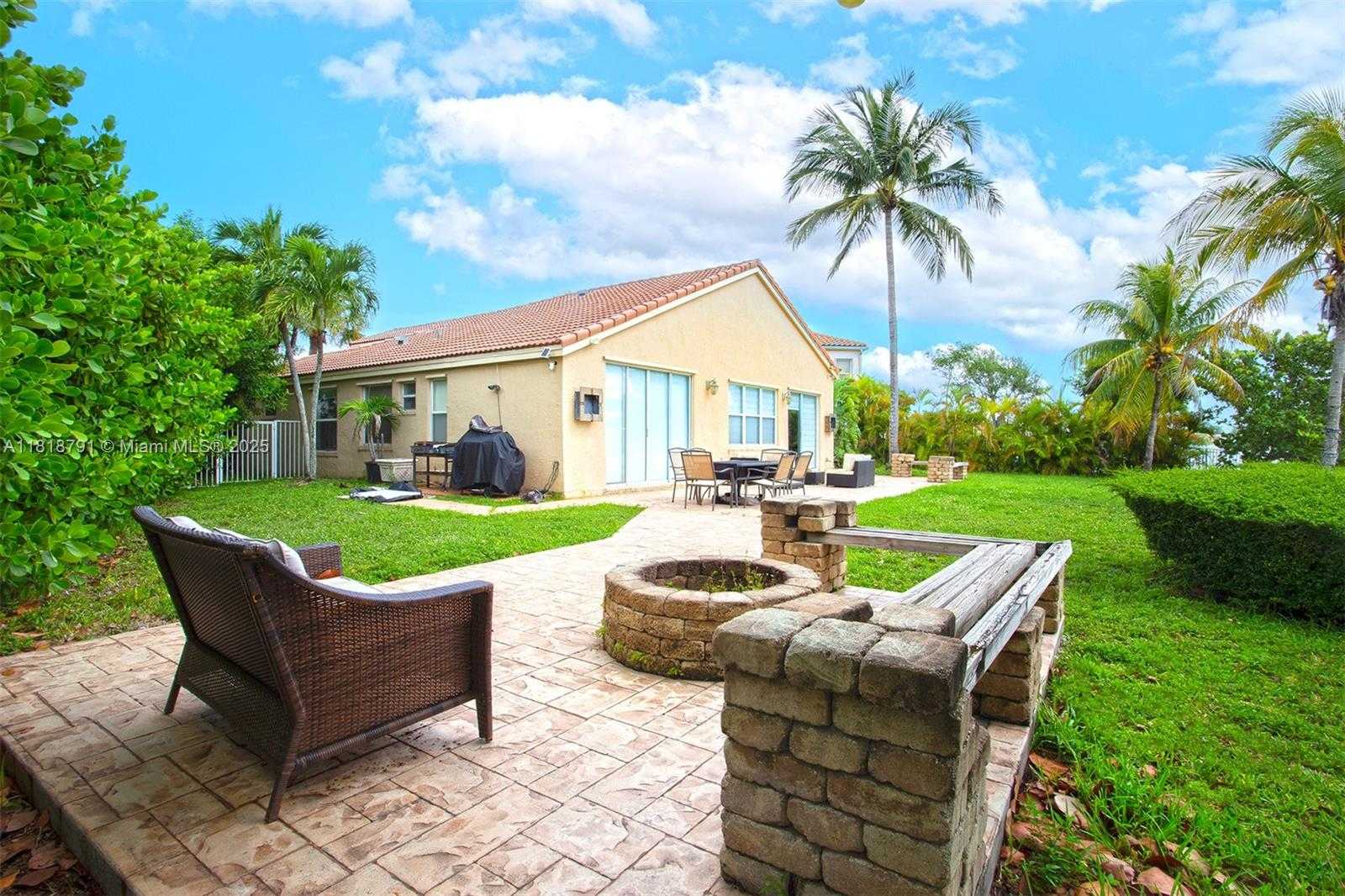 Small Image of 17018 SOUTH WEST 52ND CT, Miramar Number 36