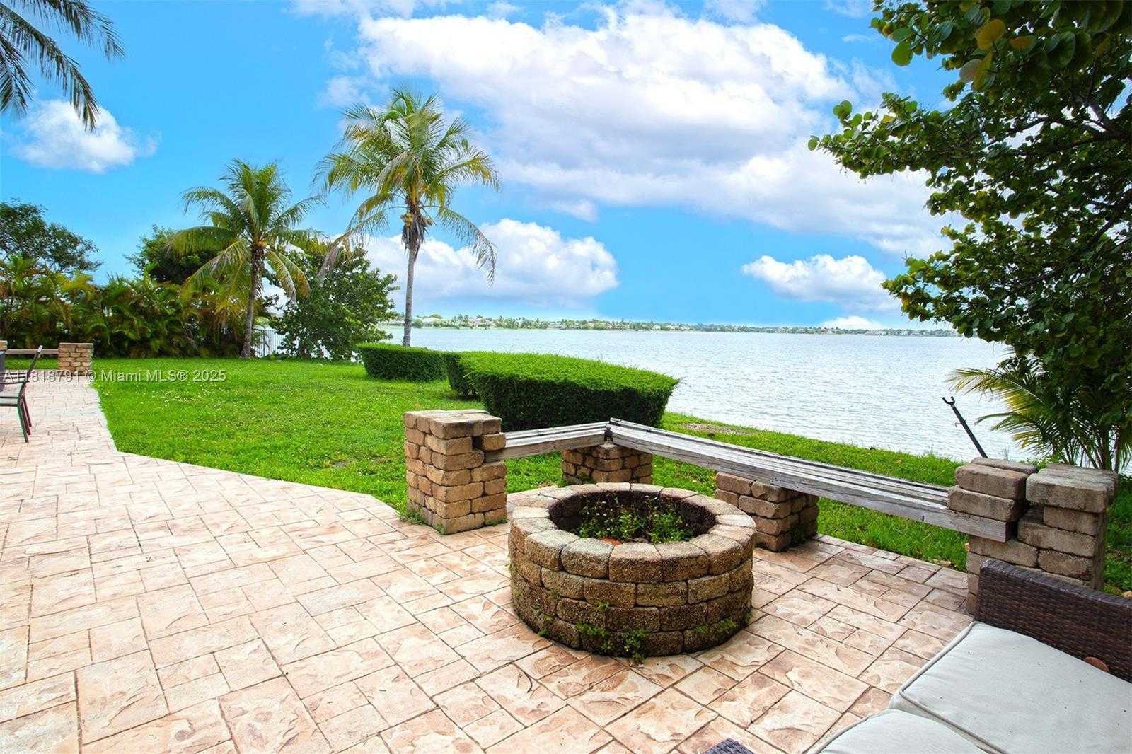 Small Image of 17018 SOUTH WEST 52ND CT, Miramar Number 37