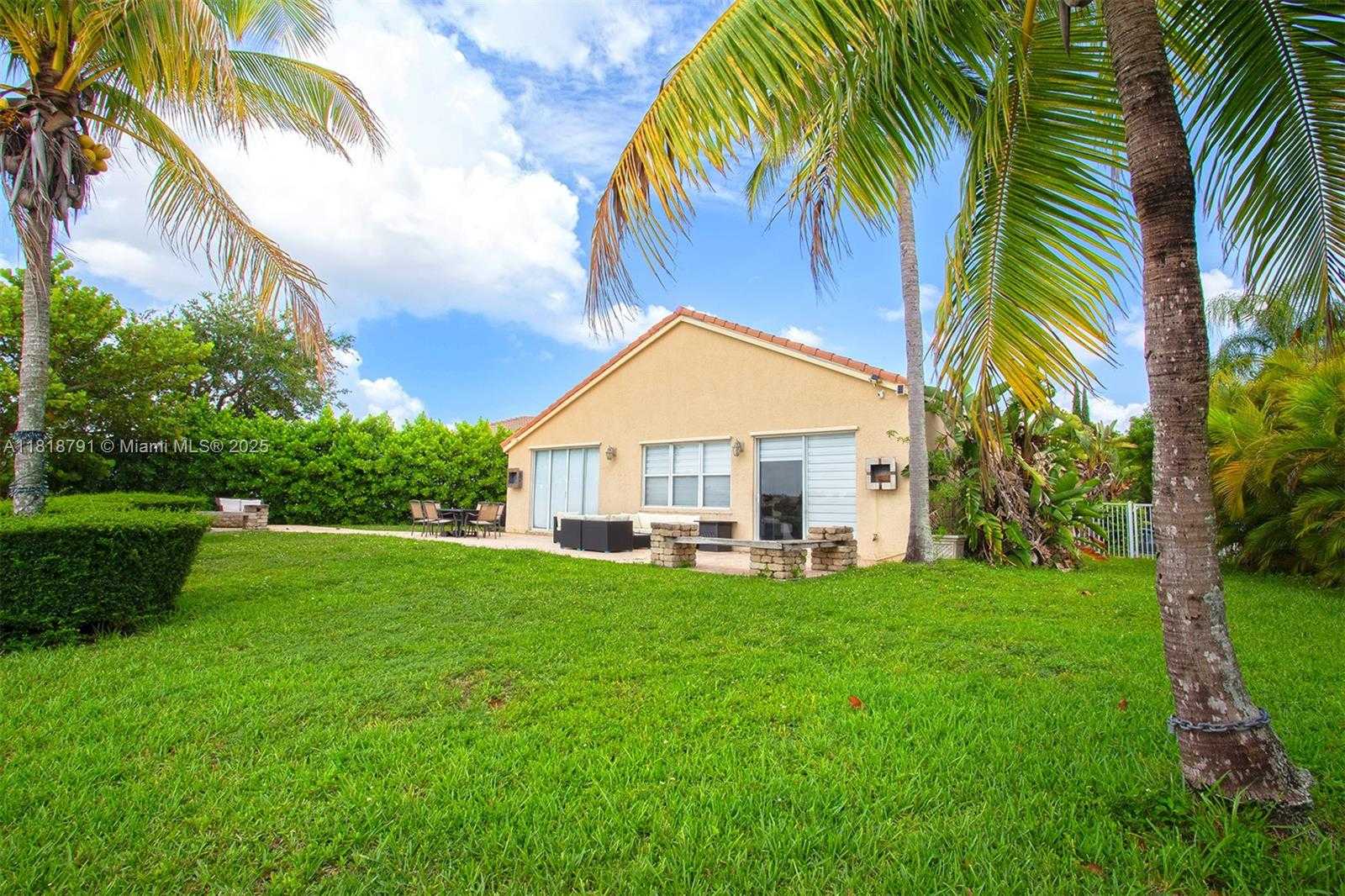 Small Image of 17018 SOUTH WEST 52ND CT, Miramar Number 38