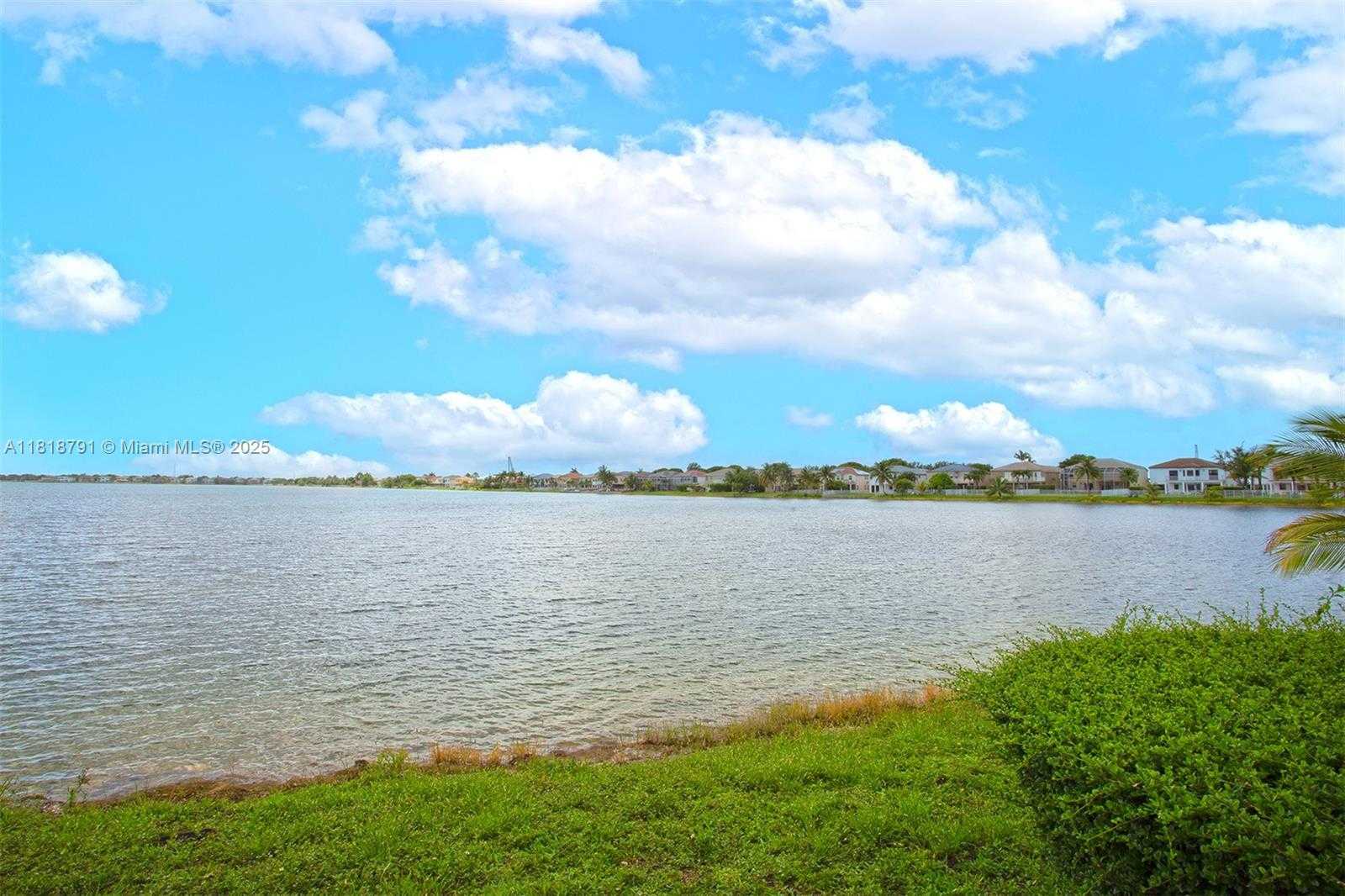 Small Image of 17018 SOUTH WEST 52ND CT, Miramar Number 41