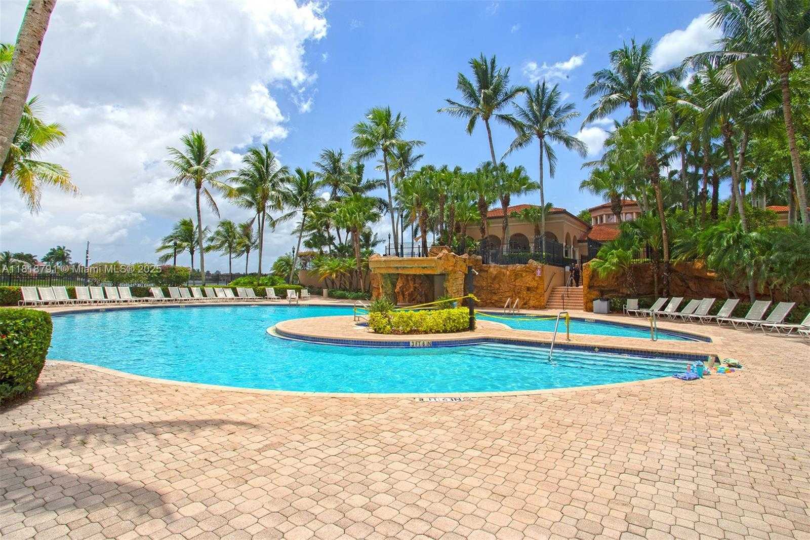 Small Image of 17018 SOUTH WEST 52ND CT, Miramar Number 48