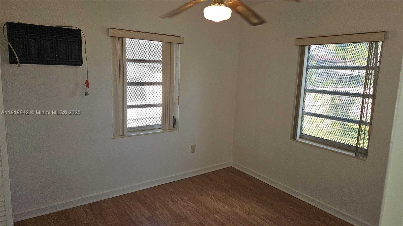 Small Image of 130 WEST 60TH ST, Hialeah Number 10