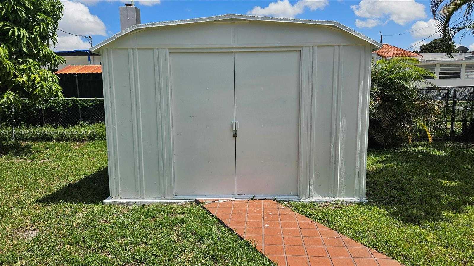 Small Image of 130 WEST 60TH ST, Hialeah Number 25