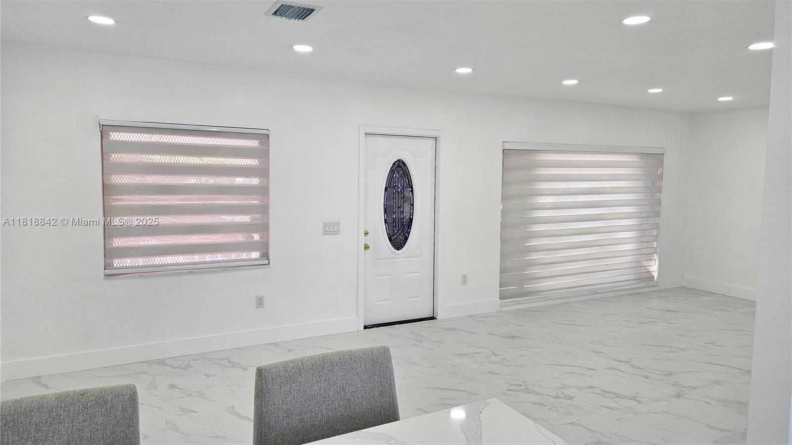 Small Image of 130 WEST 60TH ST, Hialeah Number 3