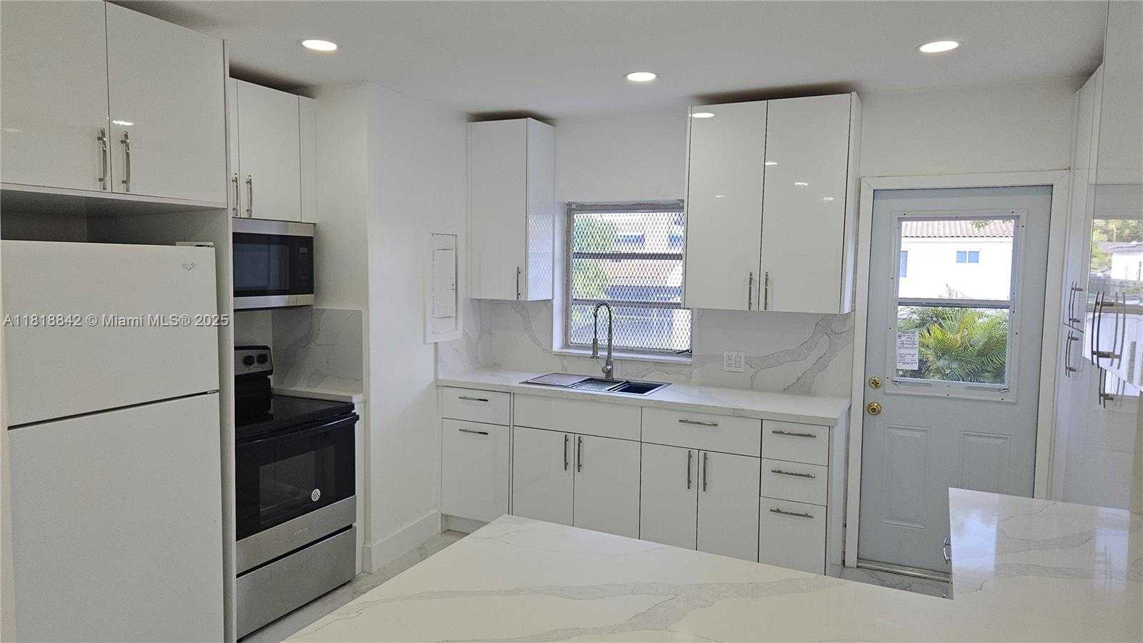 Small Image of 130 WEST 60TH ST, Hialeah Number 6