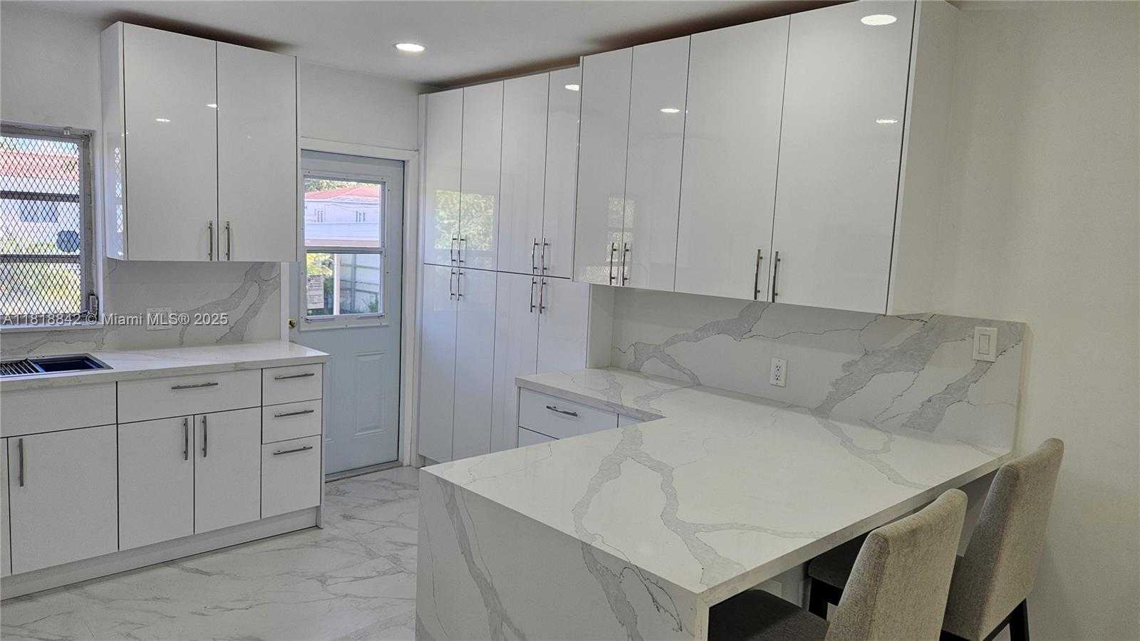 Small Image of 130 WEST 60TH ST, Hialeah Number 8