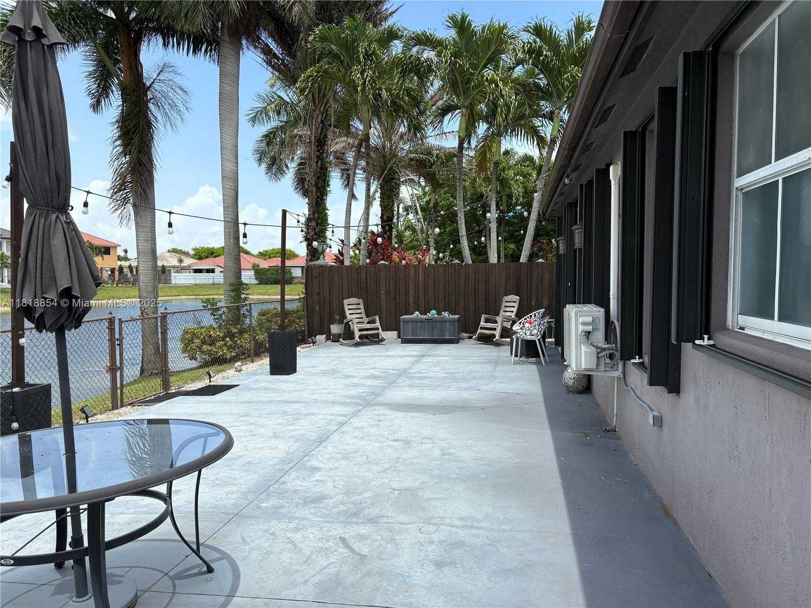 Small Image of 16419 SOUTH WEST 84TH ST, Miami Number 14