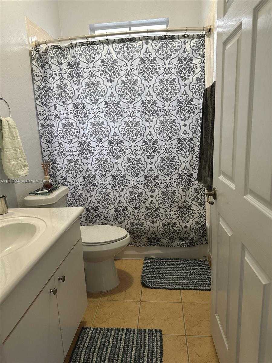 Small Image of 16419 SOUTH WEST 84TH ST, Miami Number 15