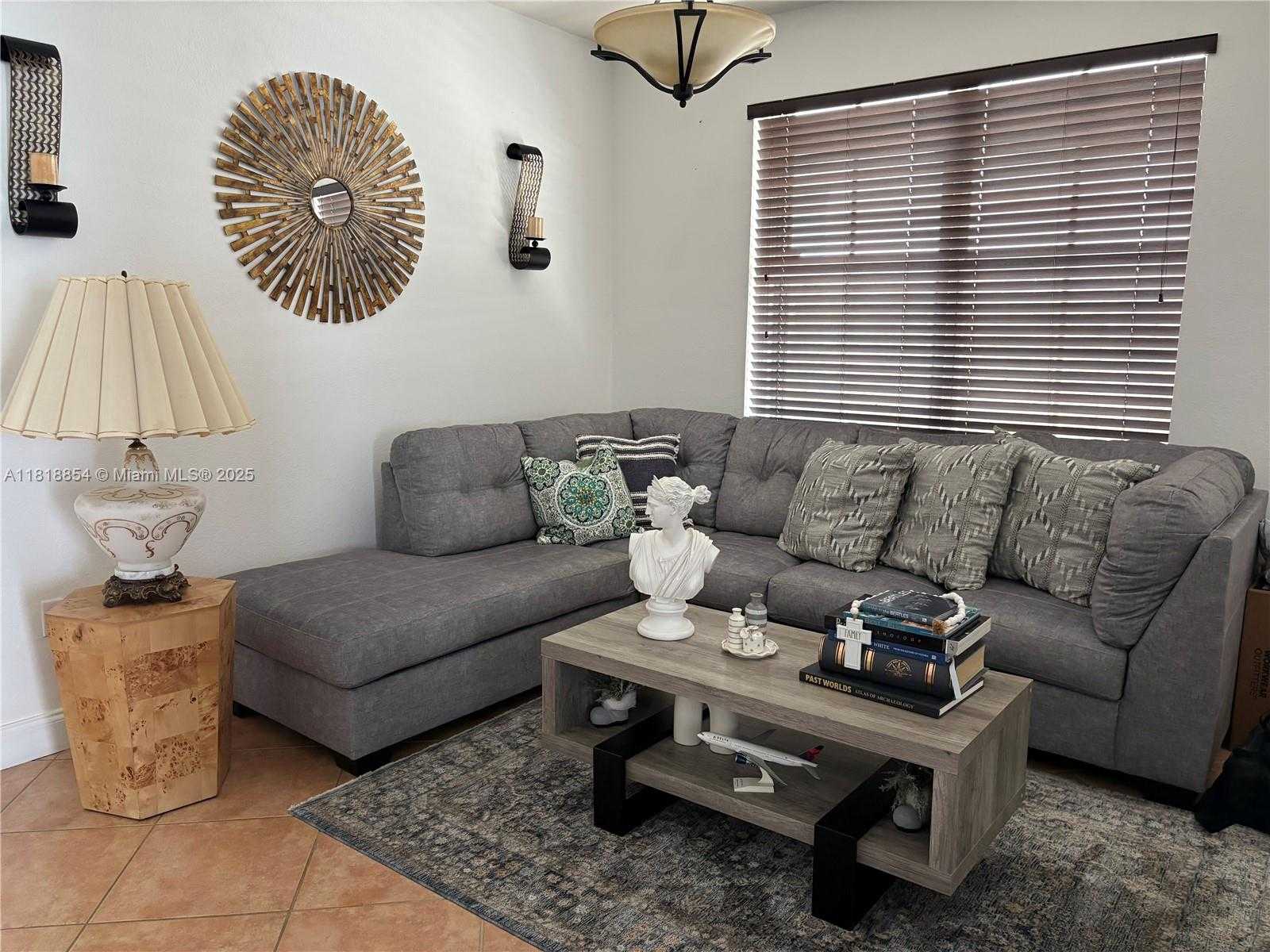 Small Image of 16419 SOUTH WEST 84TH ST, Miami Number 4