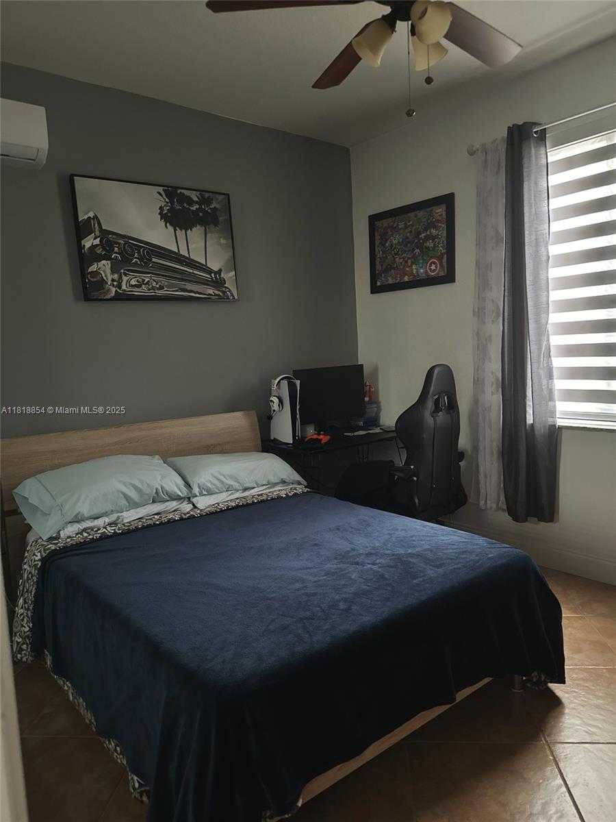 Small Image of 16419 SOUTH WEST 84TH ST, Miami Number 5
