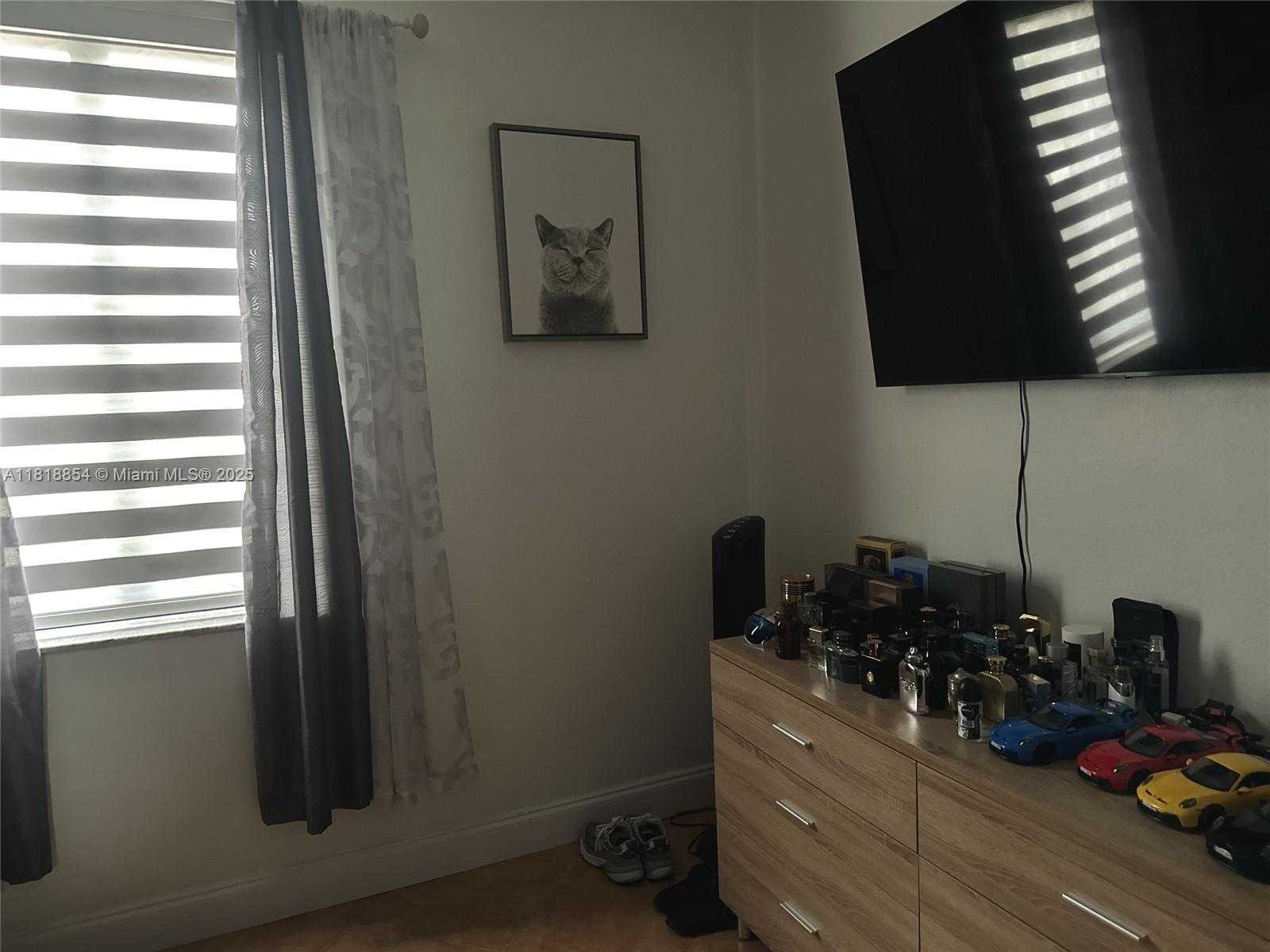 Small Image of 16419 SOUTH WEST 84TH ST, Miami Number 9