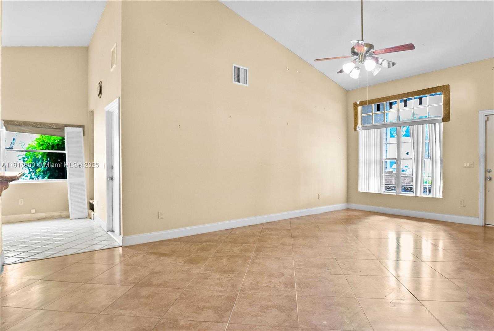 Small Image of 8663 SPRING VALLEY DR, Boynton Beach Number 12