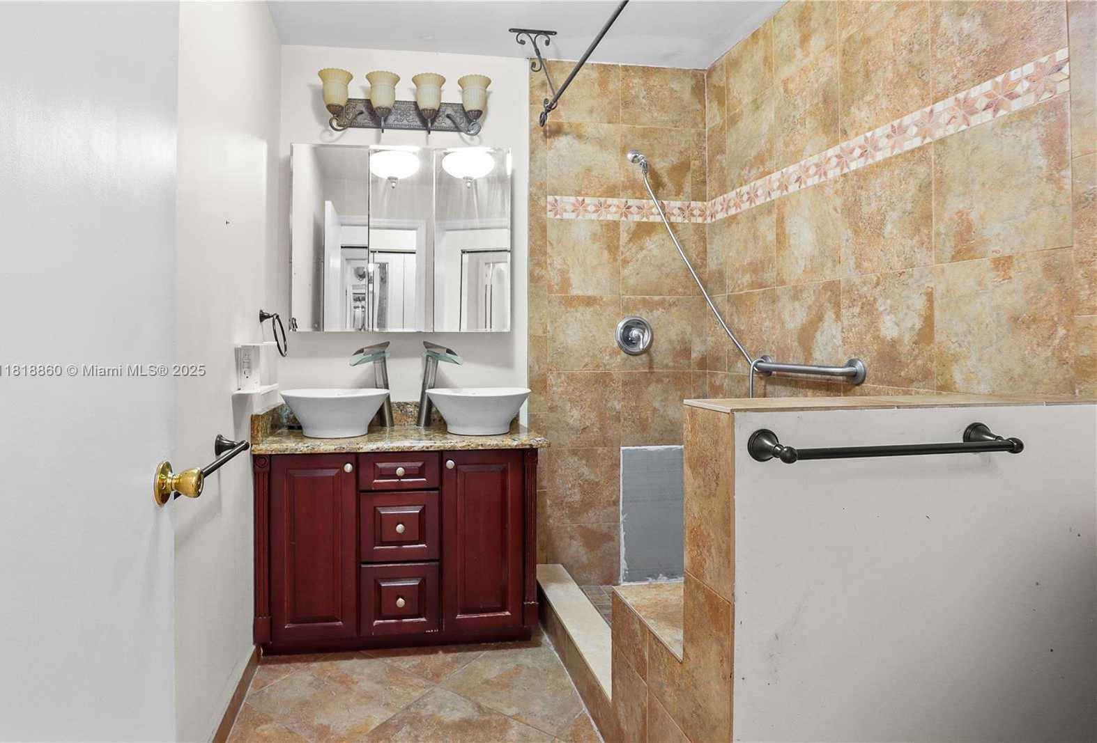 Small Image of 8663 SPRING VALLEY DR, Boynton Beach Number 15