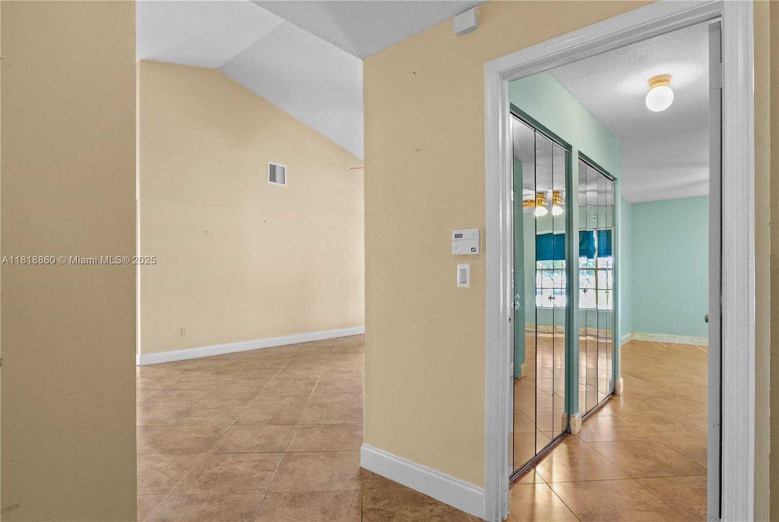 Small Image of 8663 SPRING VALLEY DR, Boynton Beach Number 26