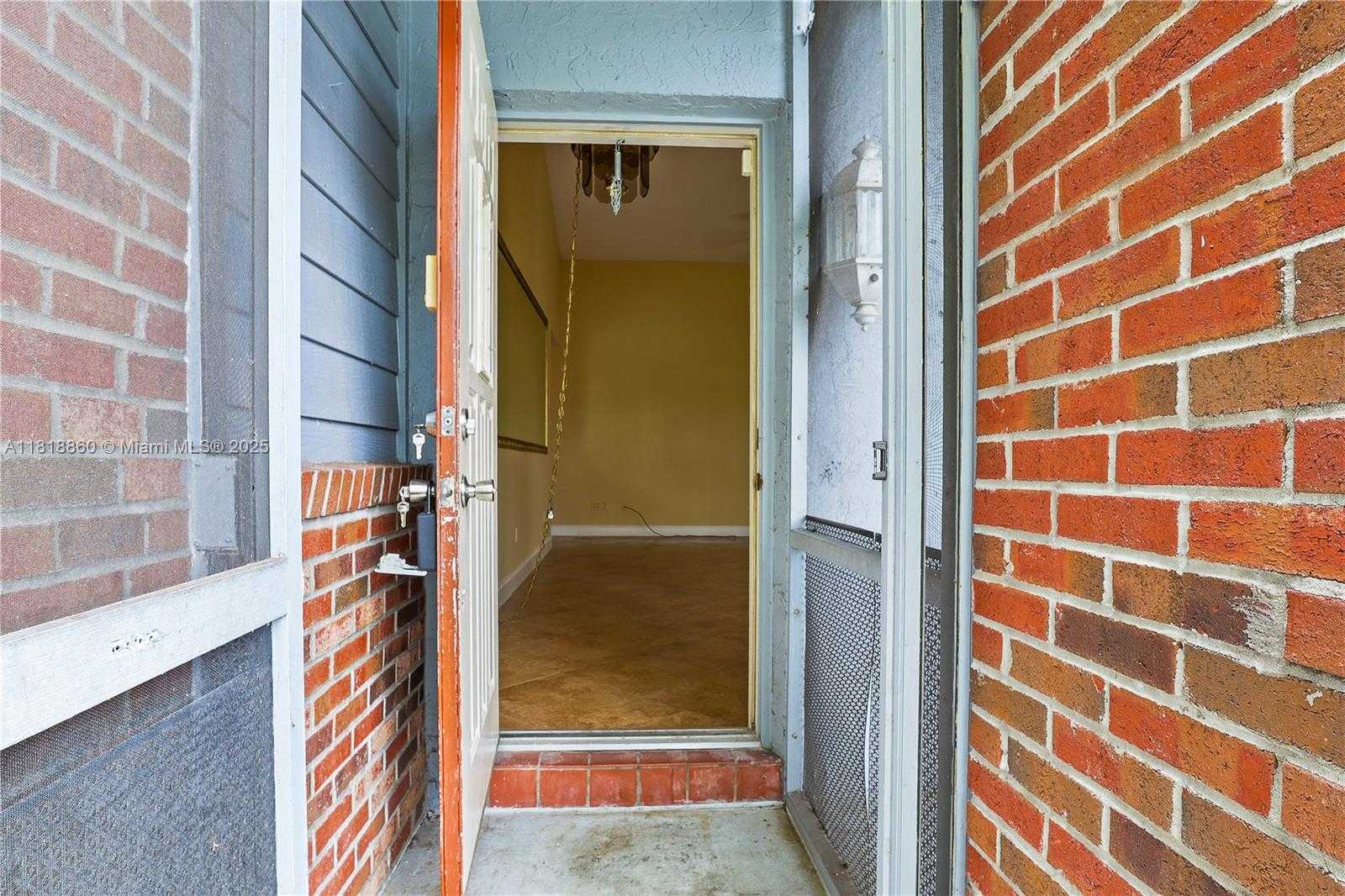 Small Image of 8663 SPRING VALLEY DR, Boynton Beach Number 6