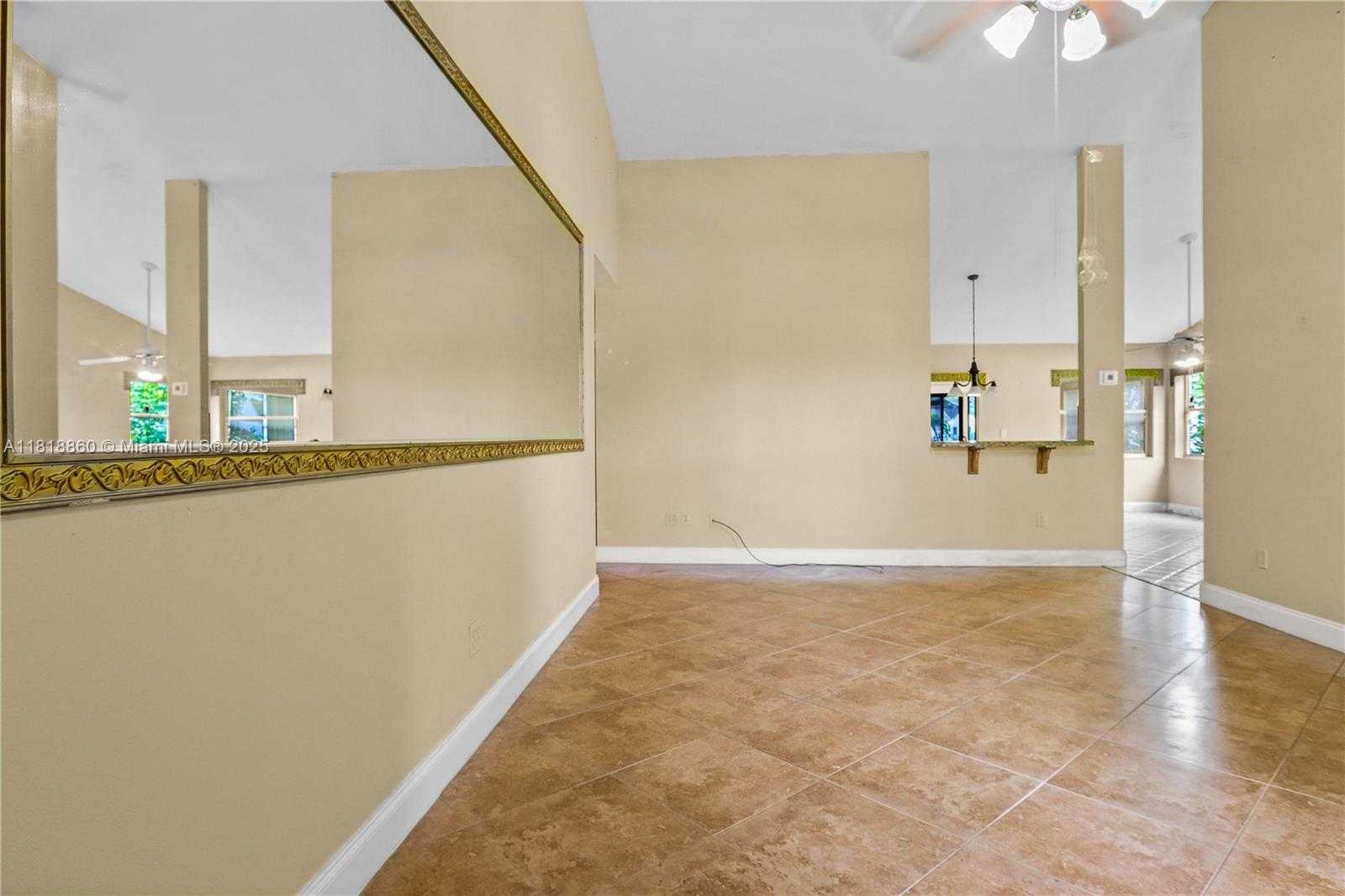 Small Image of 8663 SPRING VALLEY DR, Boynton Beach Number 7