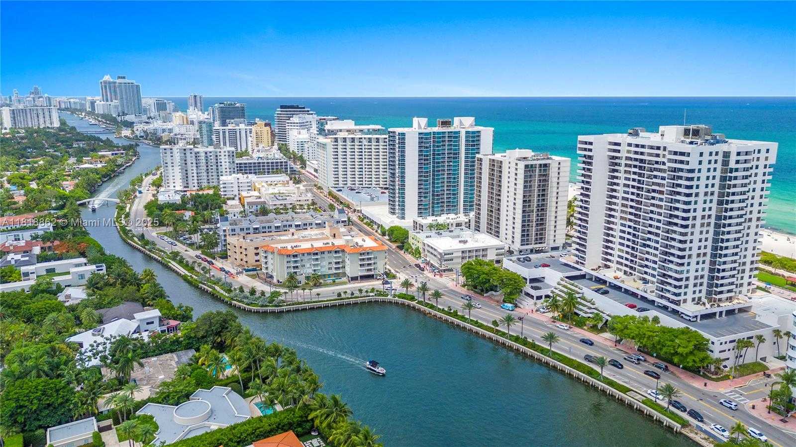 Small Image of 2525 FLAMINGO PL, Miami Beach Number 8