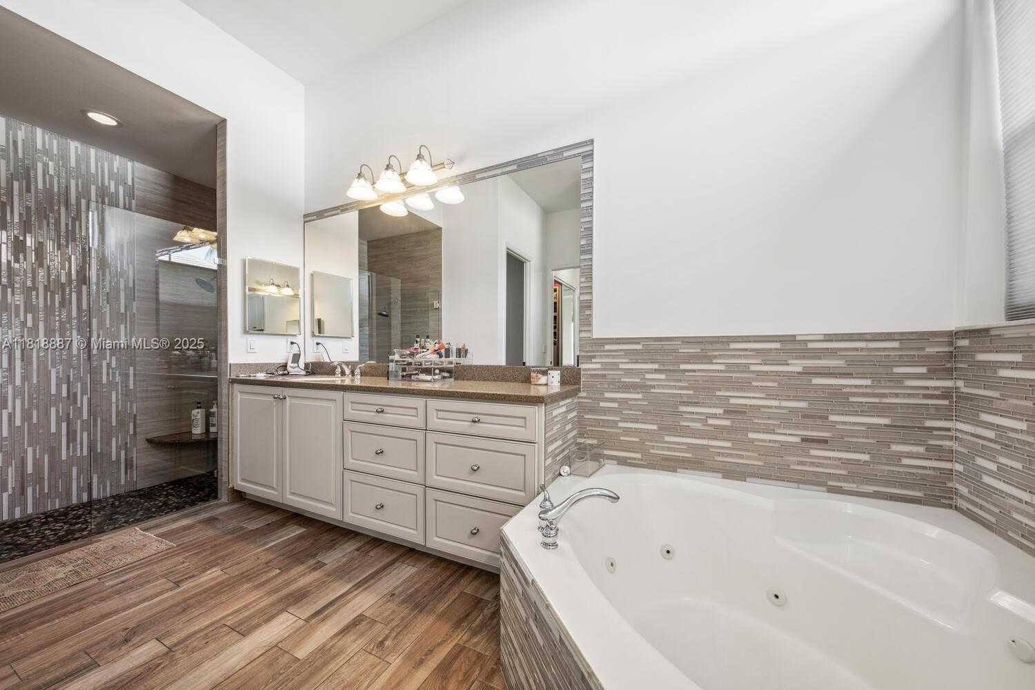 Small Image of 4864 TROPICANA AVE, Cooper City Number 29
