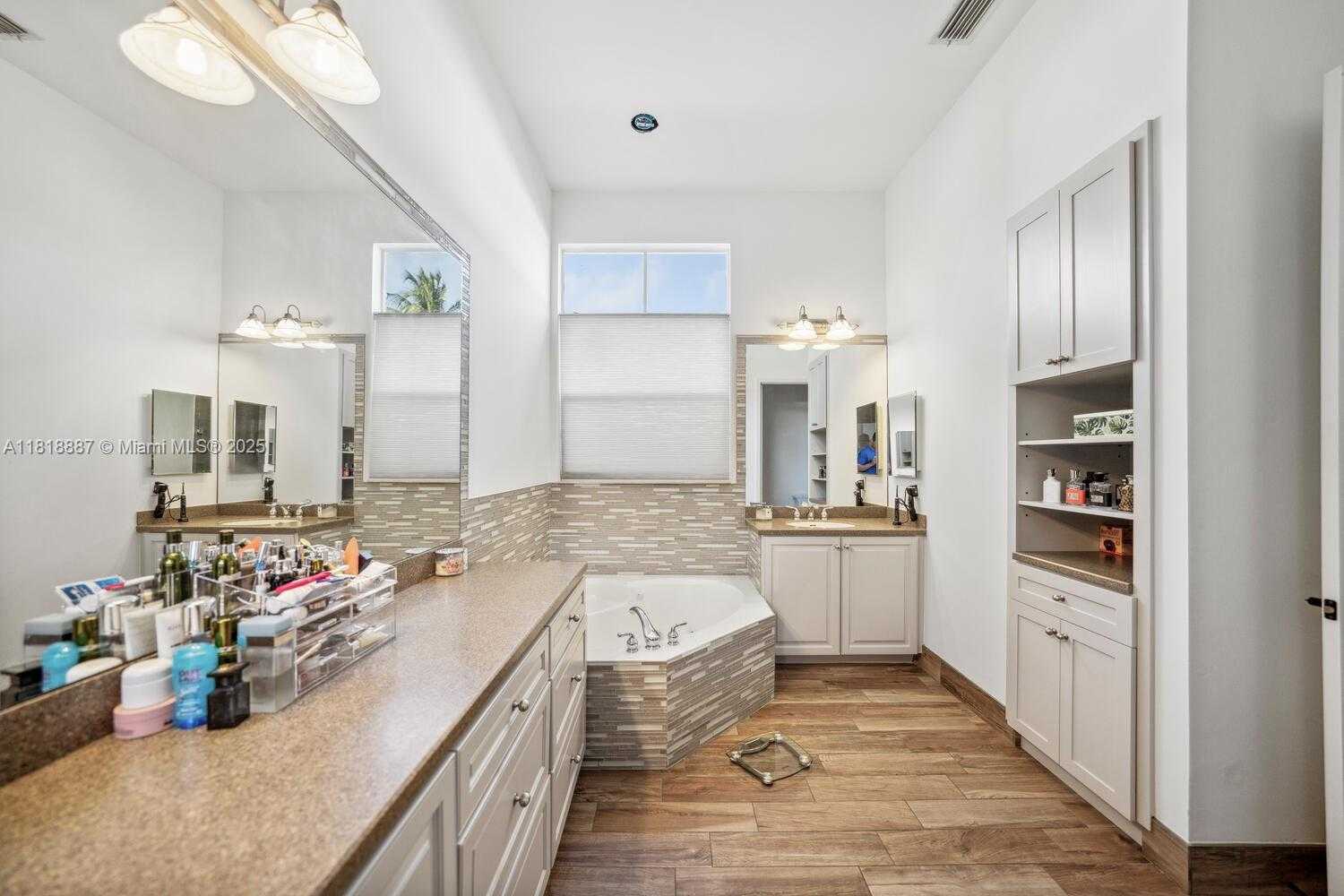 Small Image of 4864 TROPICANA AVE, Cooper City Number 30