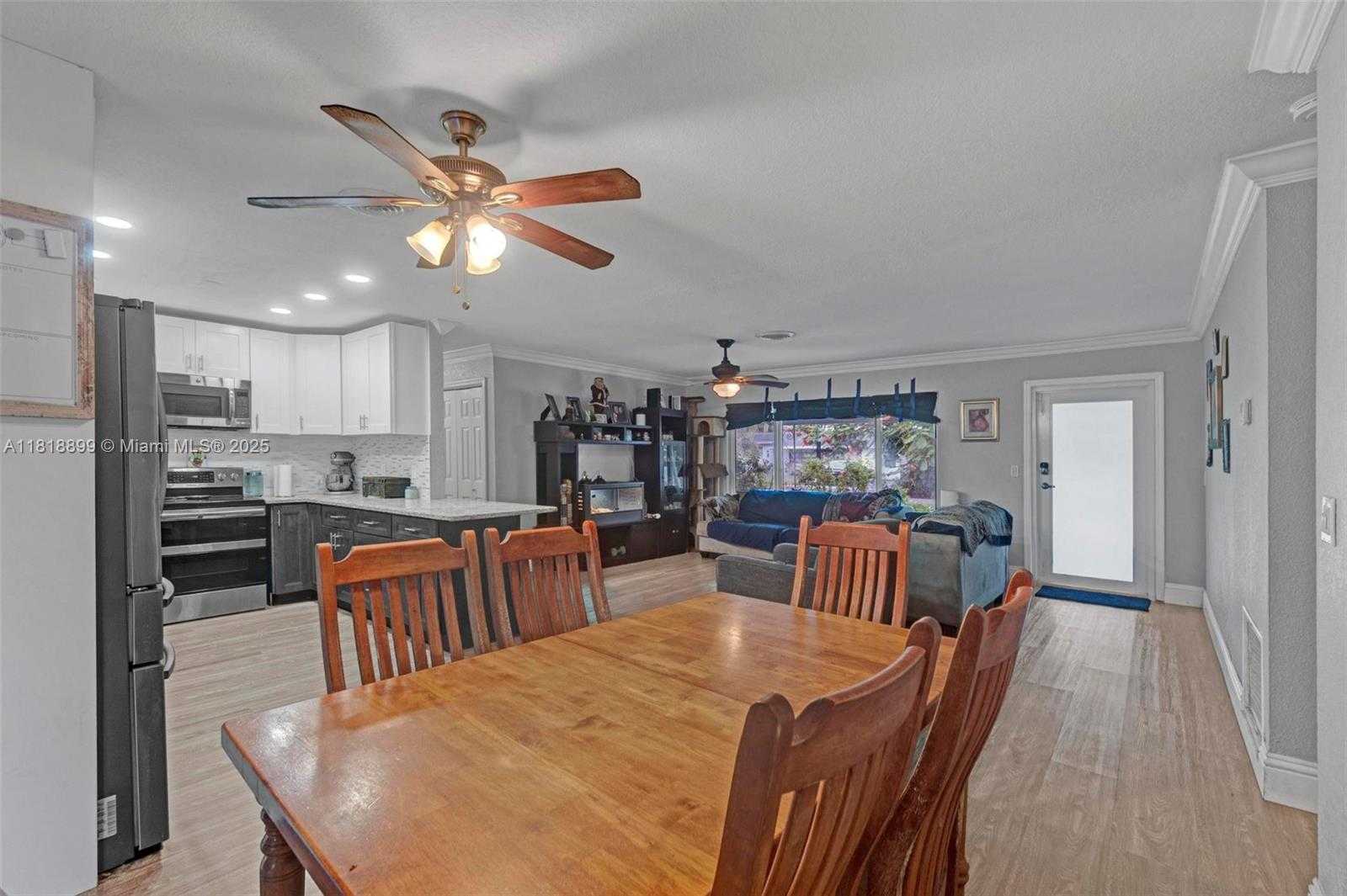 Small Image of Deerfield Beach Number 21