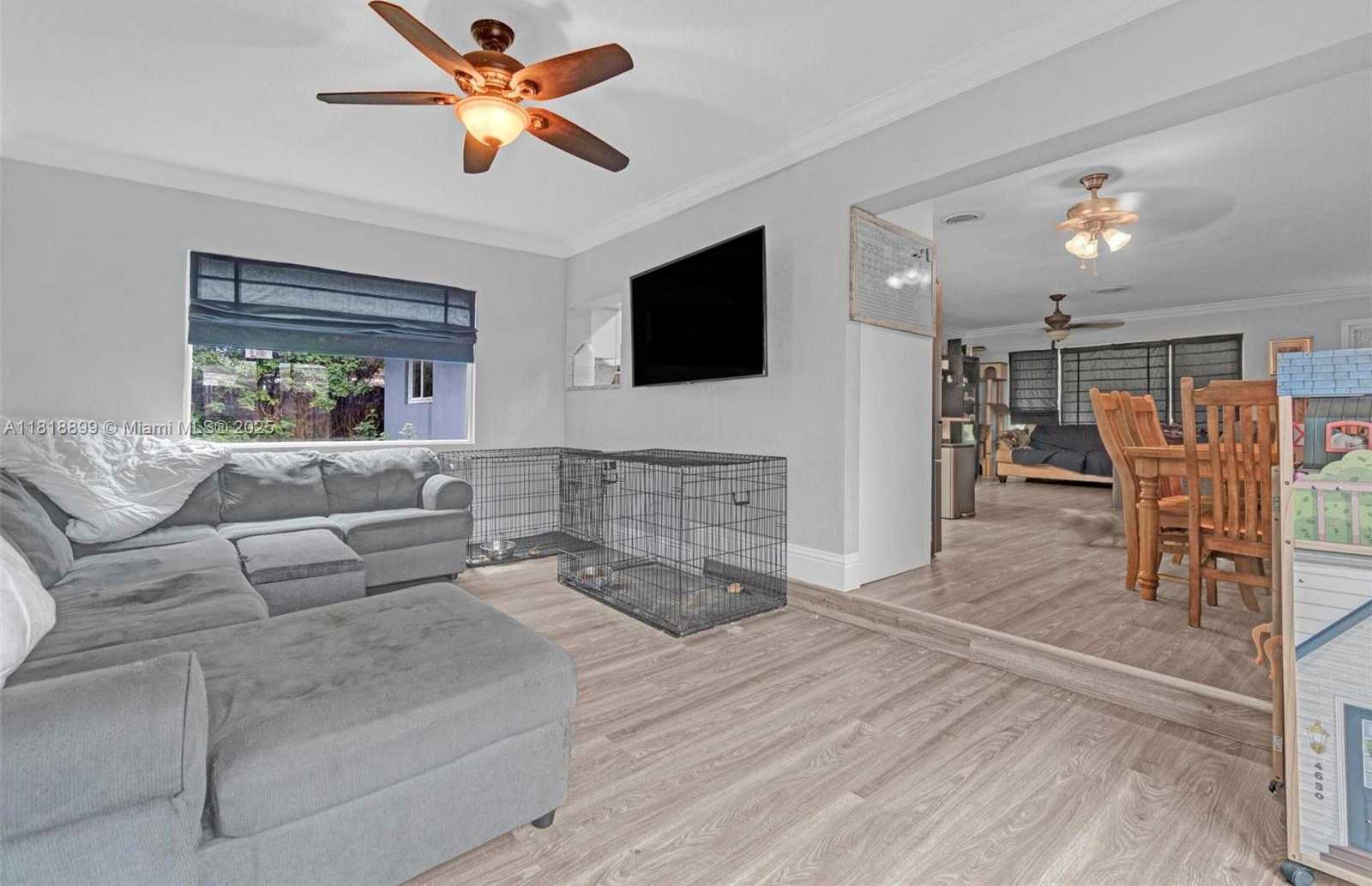 Small Image of Deerfield Beach Number 23