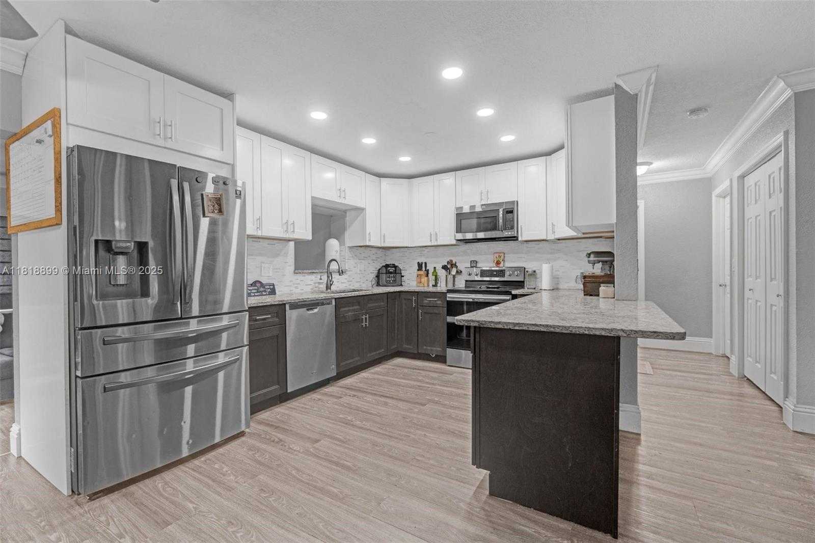 Small Image of Deerfield Beach Number 4