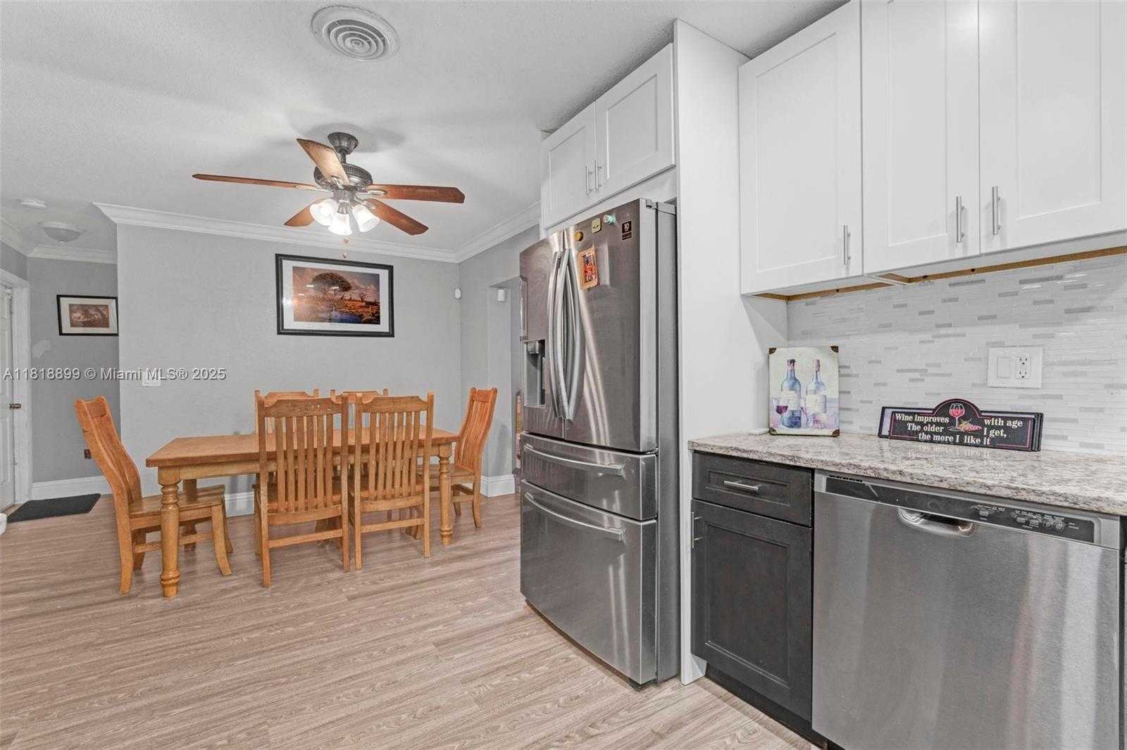 Small Image of Deerfield Beach Number 8