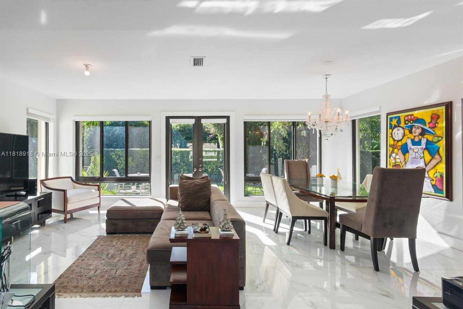 Small Image of 1020 NORTH EAST 98TH ST, Miami Shores Number 4
