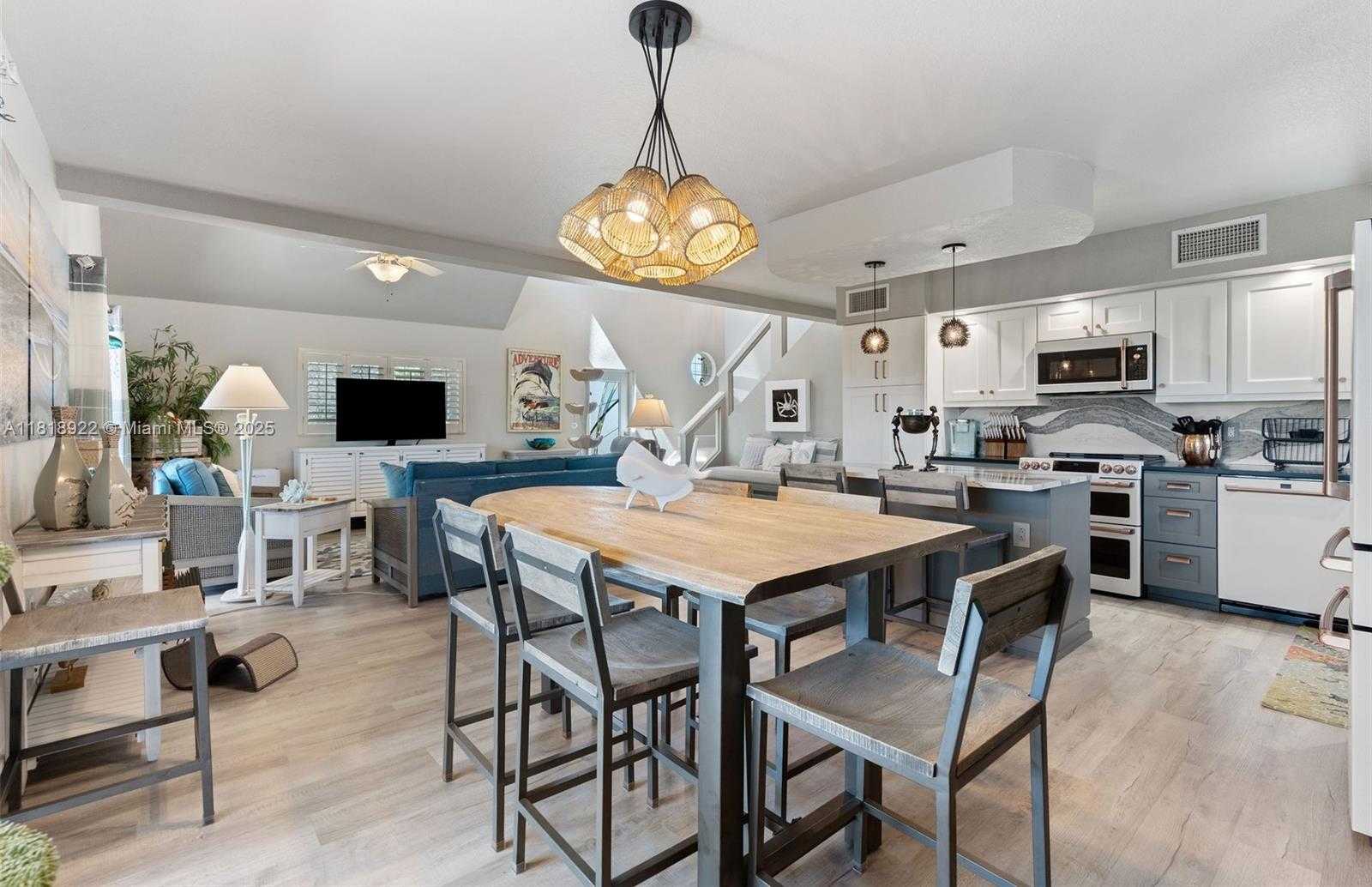 Small Image of 1015 ADAMS DR, Key Largo Number 10