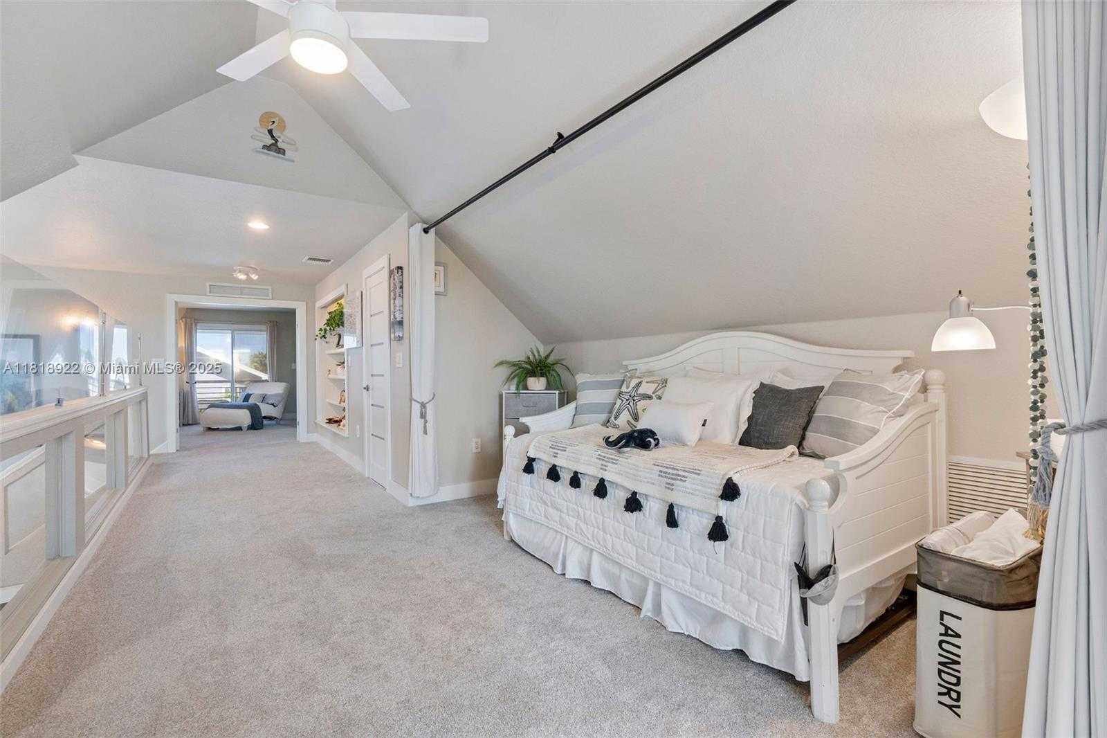 Small Image of 1015 ADAMS DR, Key Largo Number 21