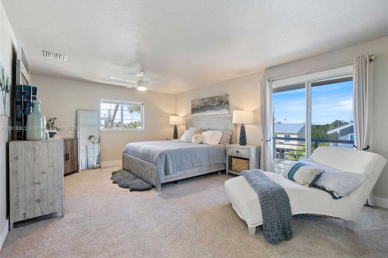 Small Image of 1015 ADAMS DR, Key Largo Number 24