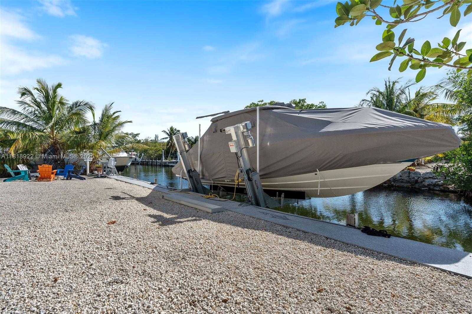 Small Image of 1015 ADAMS DR, Key Largo Number 38