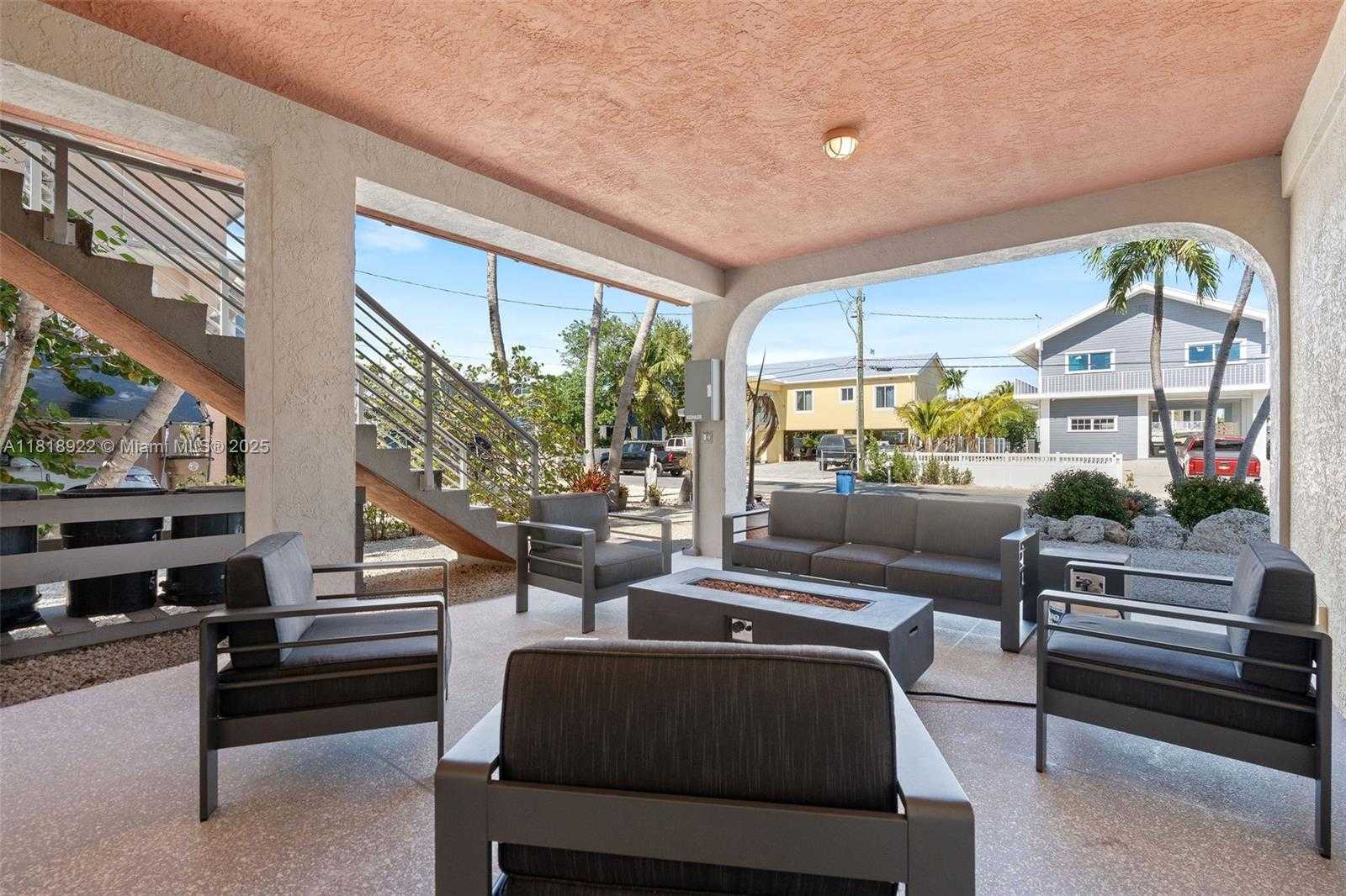 Small Image of 1015 ADAMS DR, Key Largo Number 40