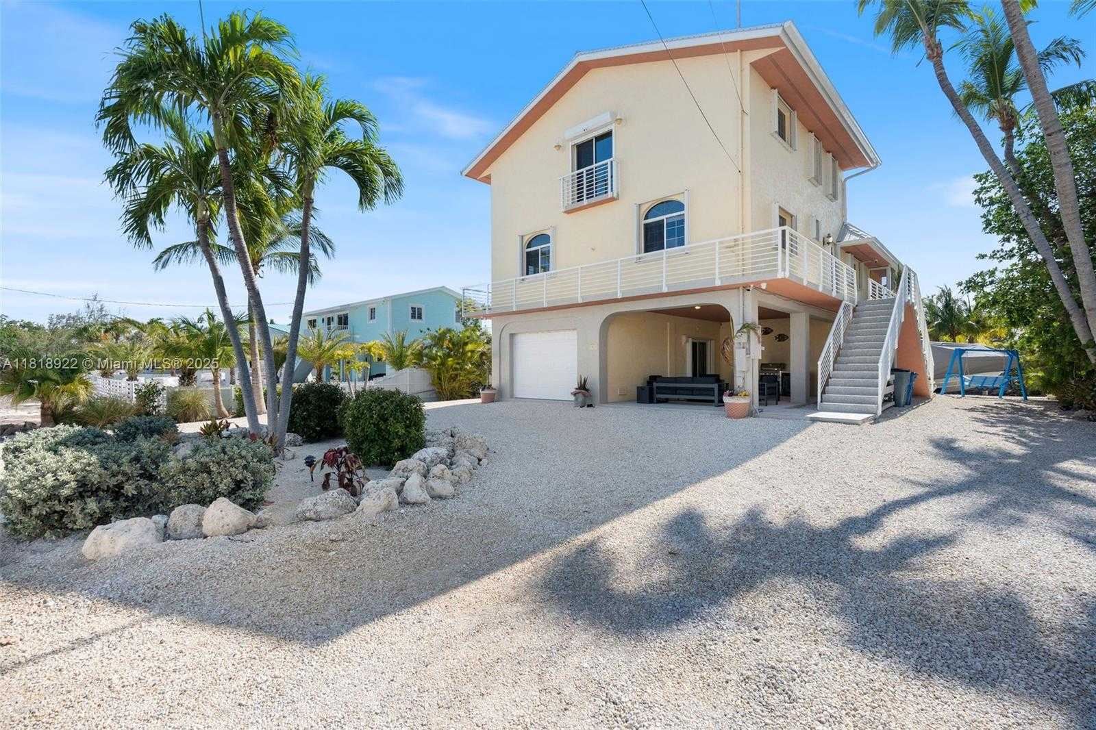 Small Image of 1015 ADAMS DR, Key Largo Number 41