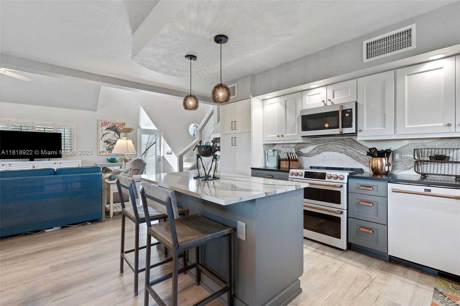 Small Image of 1015 ADAMS DR, Key Largo Number 8