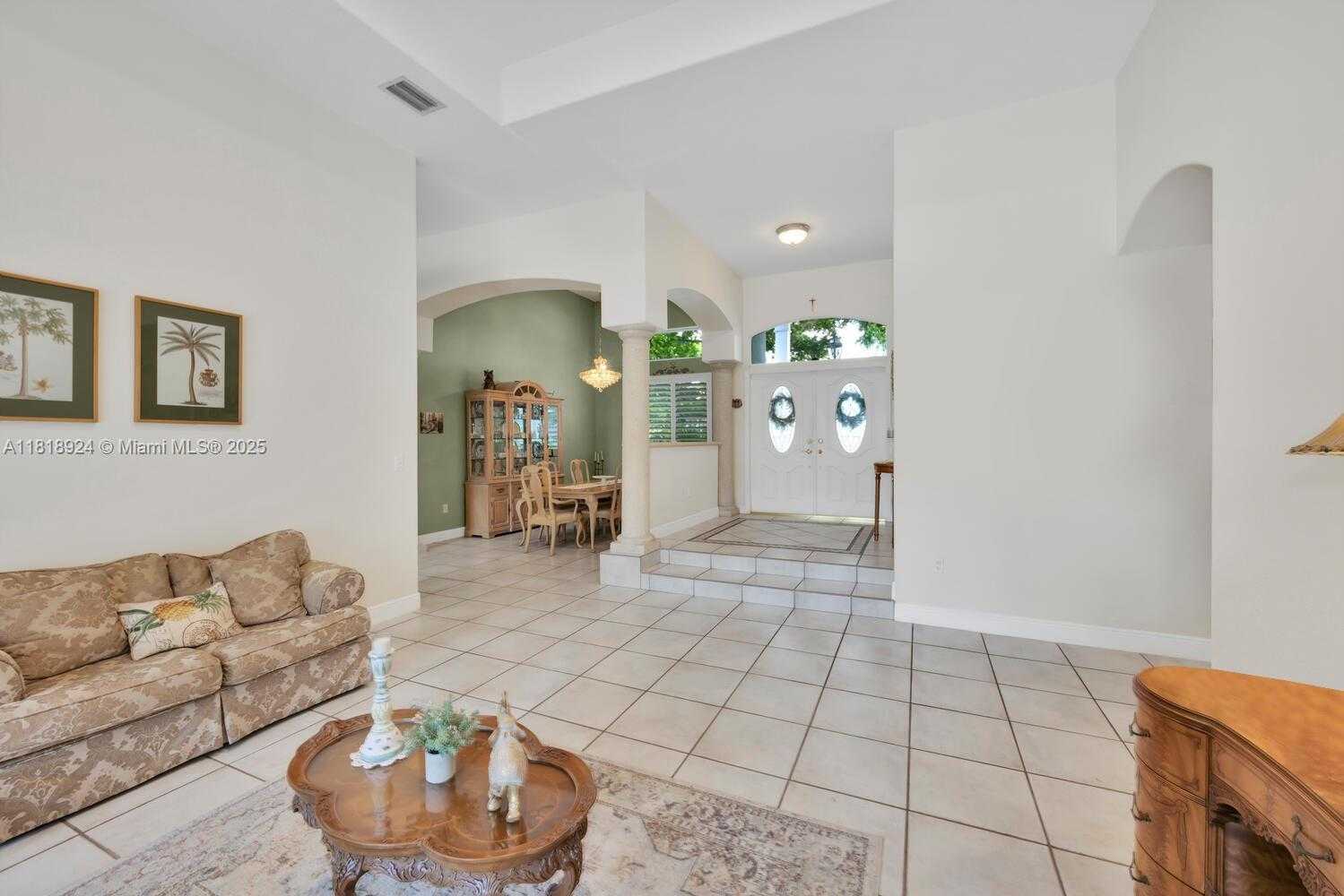 Small Image of 6129 SOUTH WEST 74TH CT, Miami Number 15