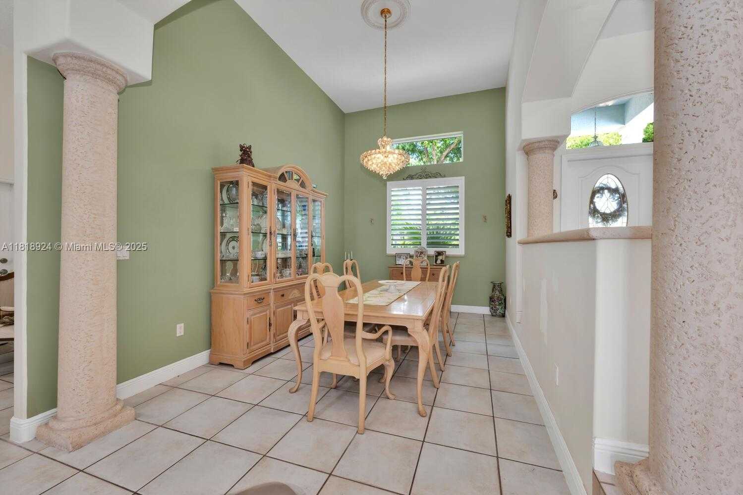 Small Image of 6129 SOUTH WEST 74TH CT, Miami Number 16
