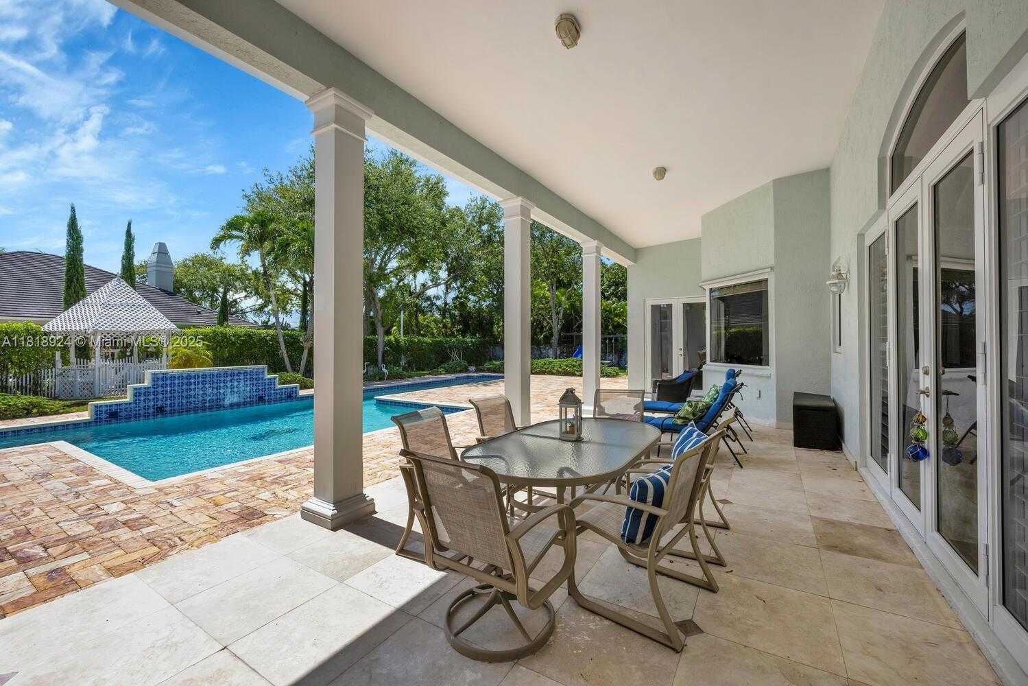 Small Image of 6129 SOUTH WEST 74TH CT, Miami Number 3
