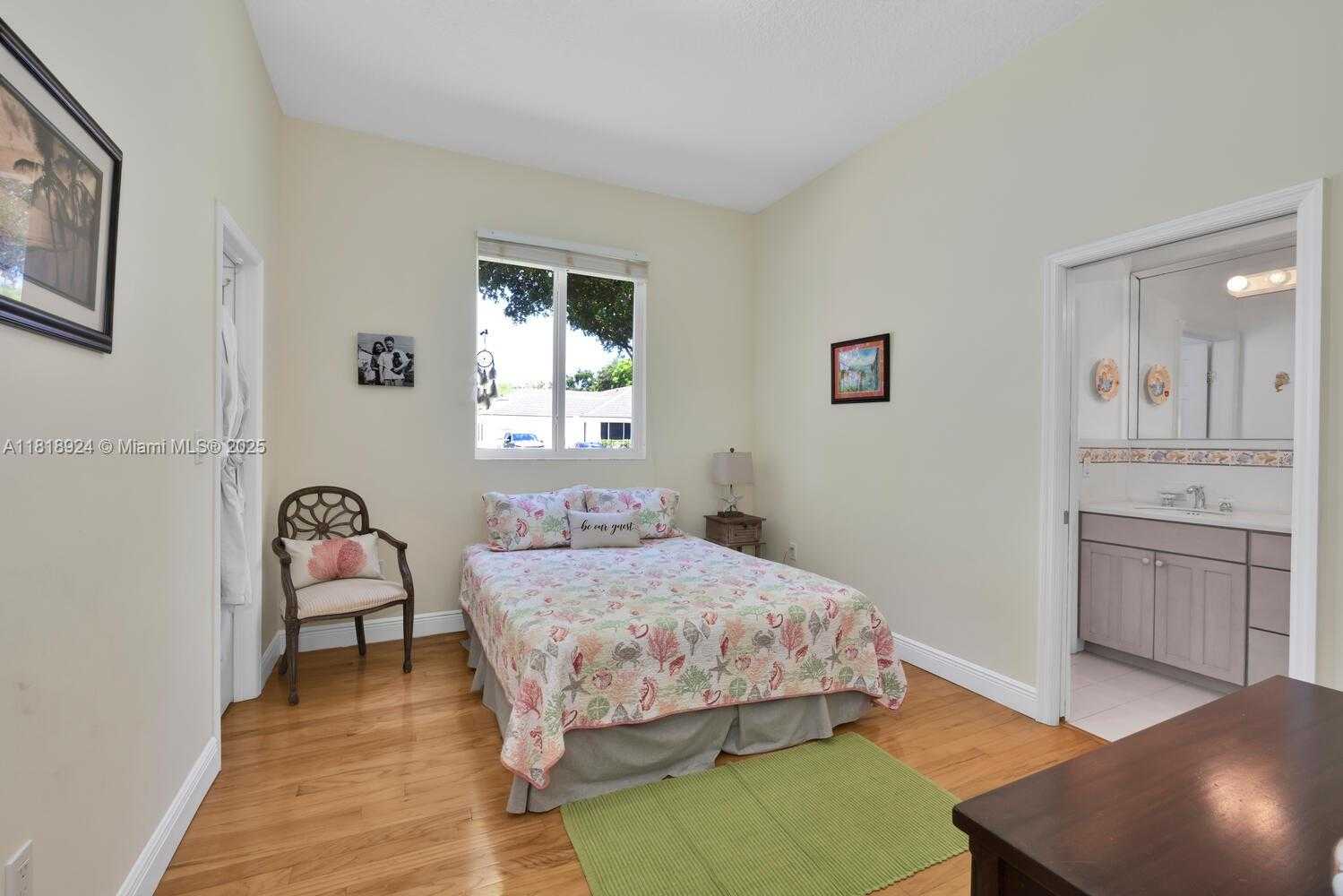 Small Image of 6129 SOUTH WEST 74TH CT, Miami Number 30