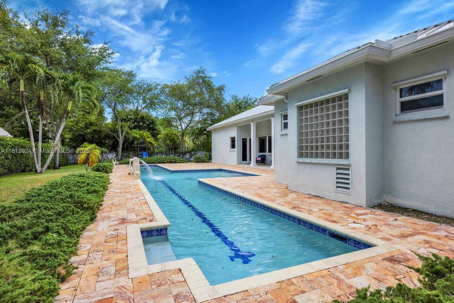 Small Image of 6129 SOUTH WEST 74TH CT, Miami Number 38