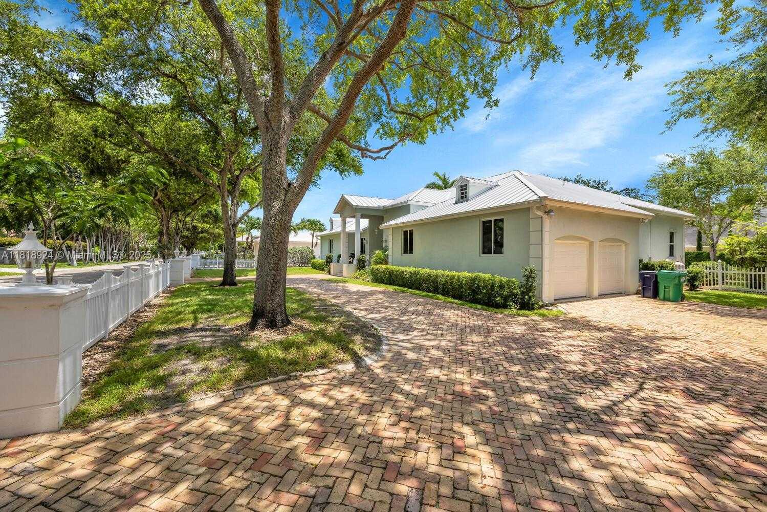 Small Image of 6129 SOUTH WEST 74TH CT, Miami Number 42