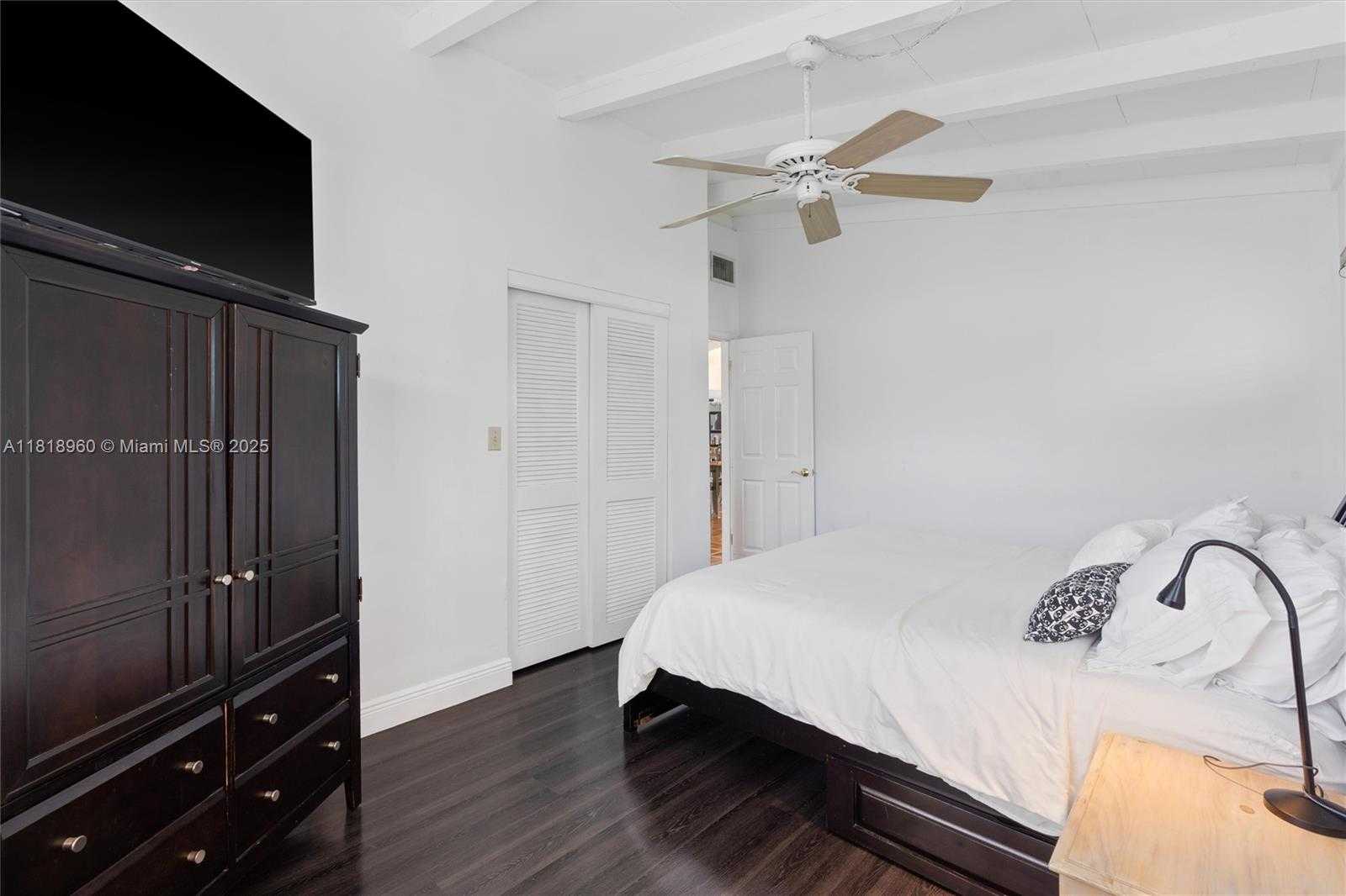 Small Image of 2531 SUGARLOAF LN, Fort Lauderdale Number 11