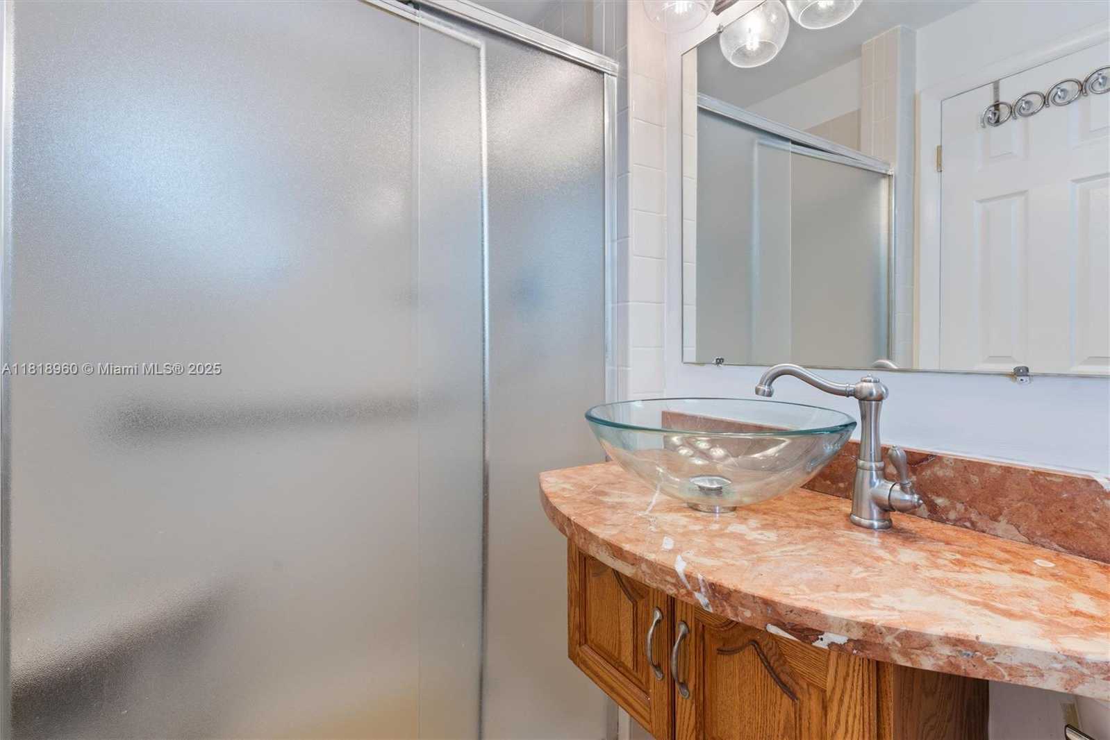 Small Image of 2531 SUGARLOAF LN, Fort Lauderdale Number 13